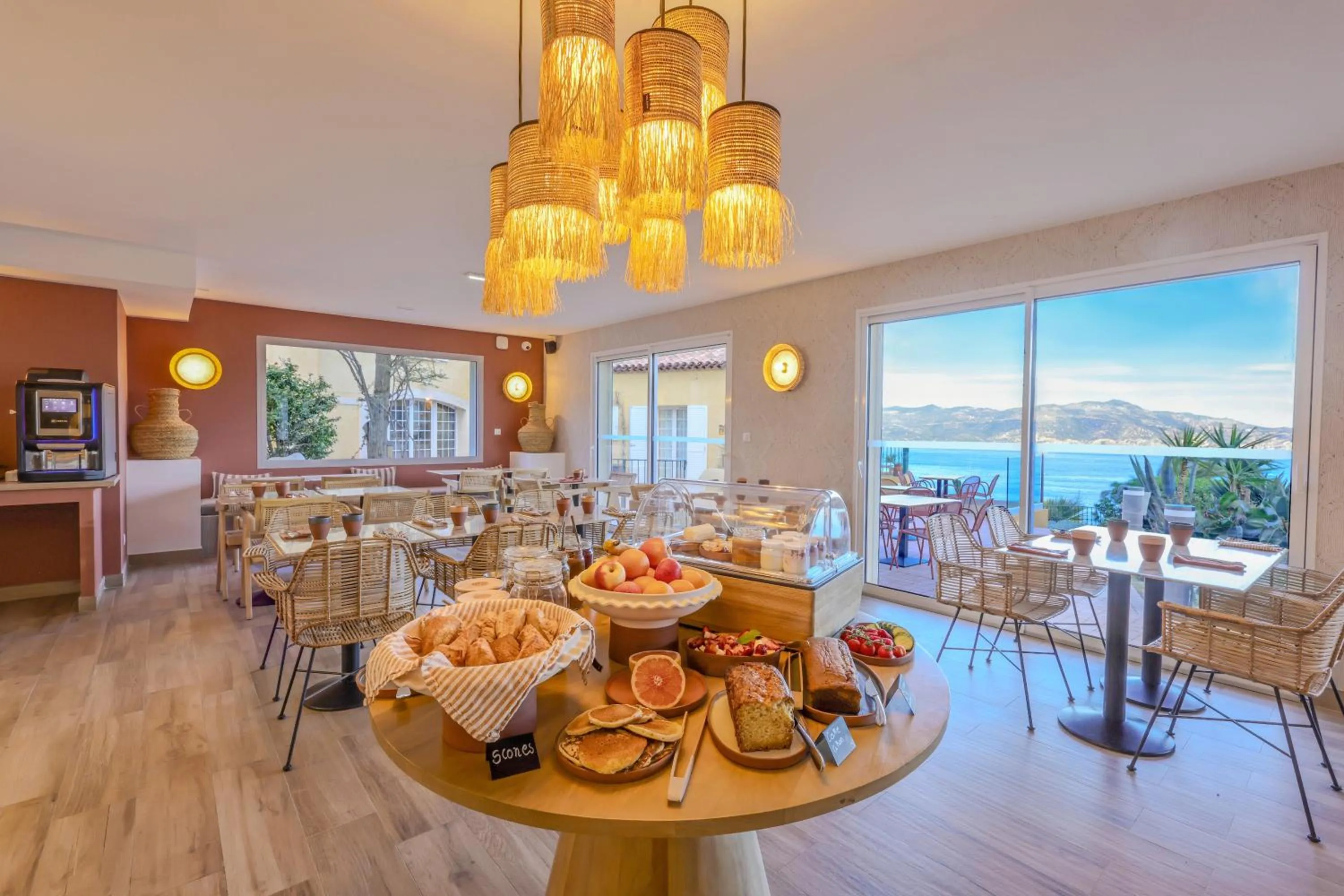 Banquet/Function facilities in Le Saint Erasme, Hotel Eco Friendly