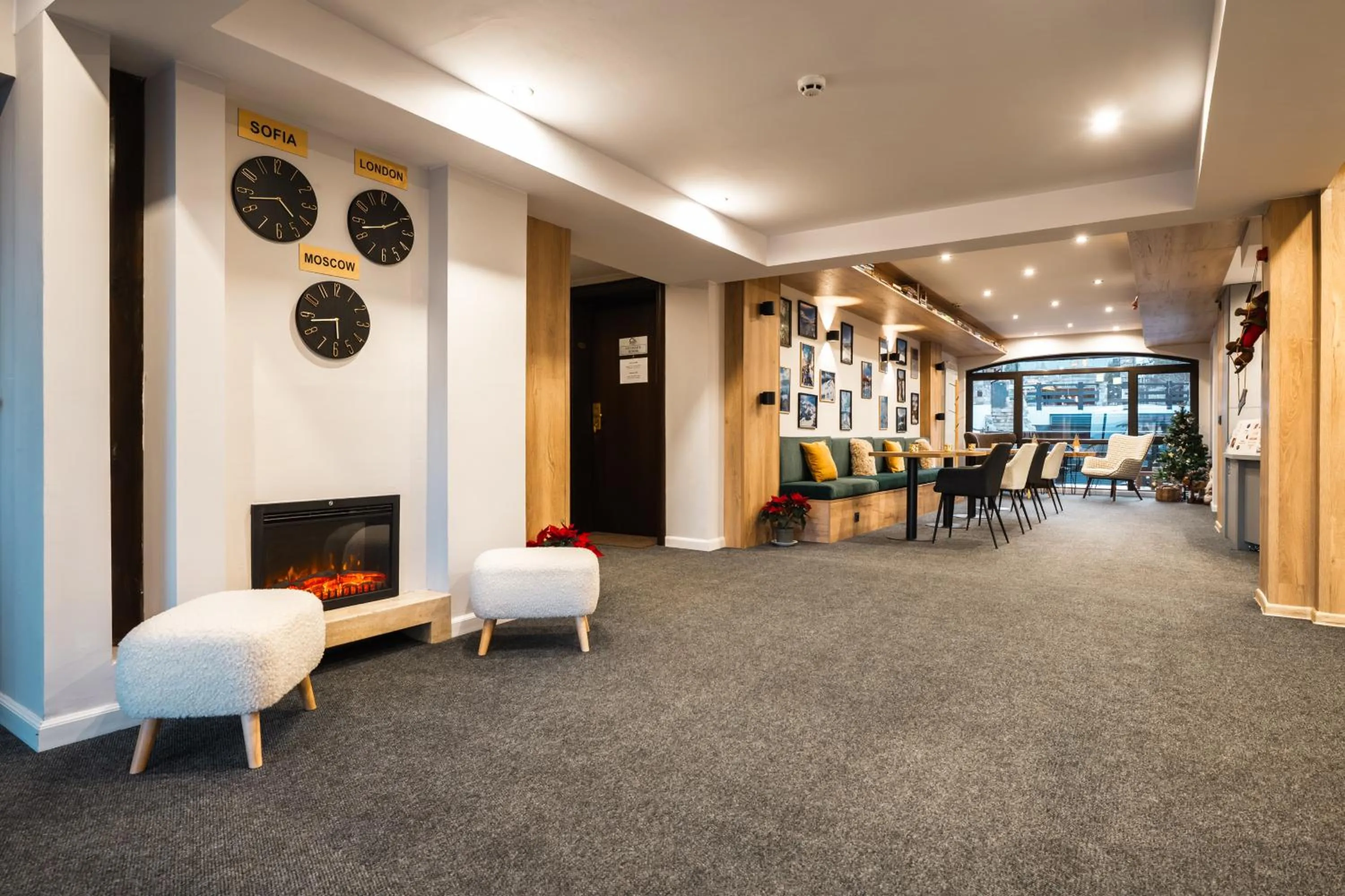 Lobby or reception in Apart Hotel Dream