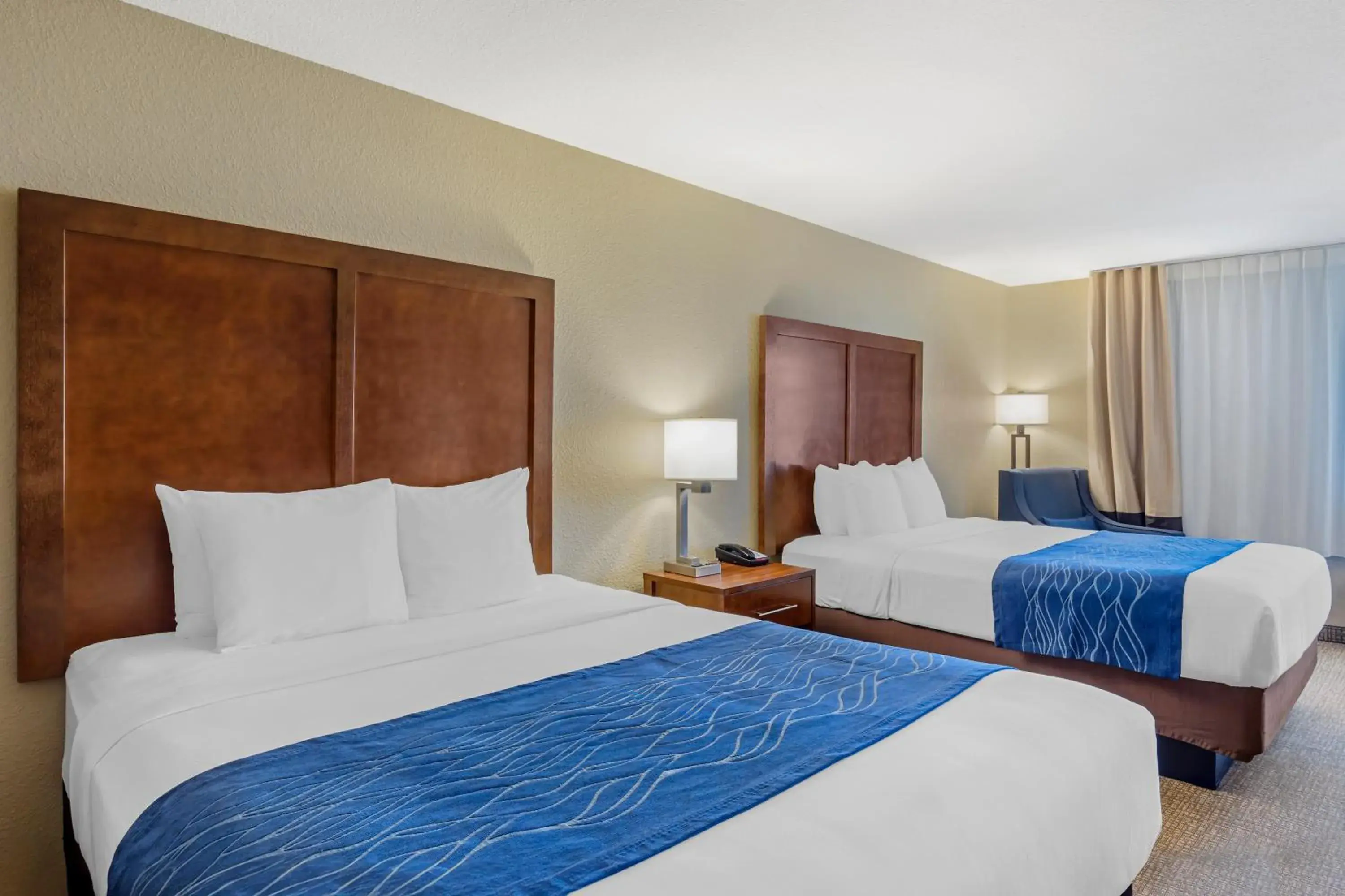 Bed in Comfort Inn & Suites Rocklin - Roseville Bed in Comfort Inn & Suites Rocklin - Roseville