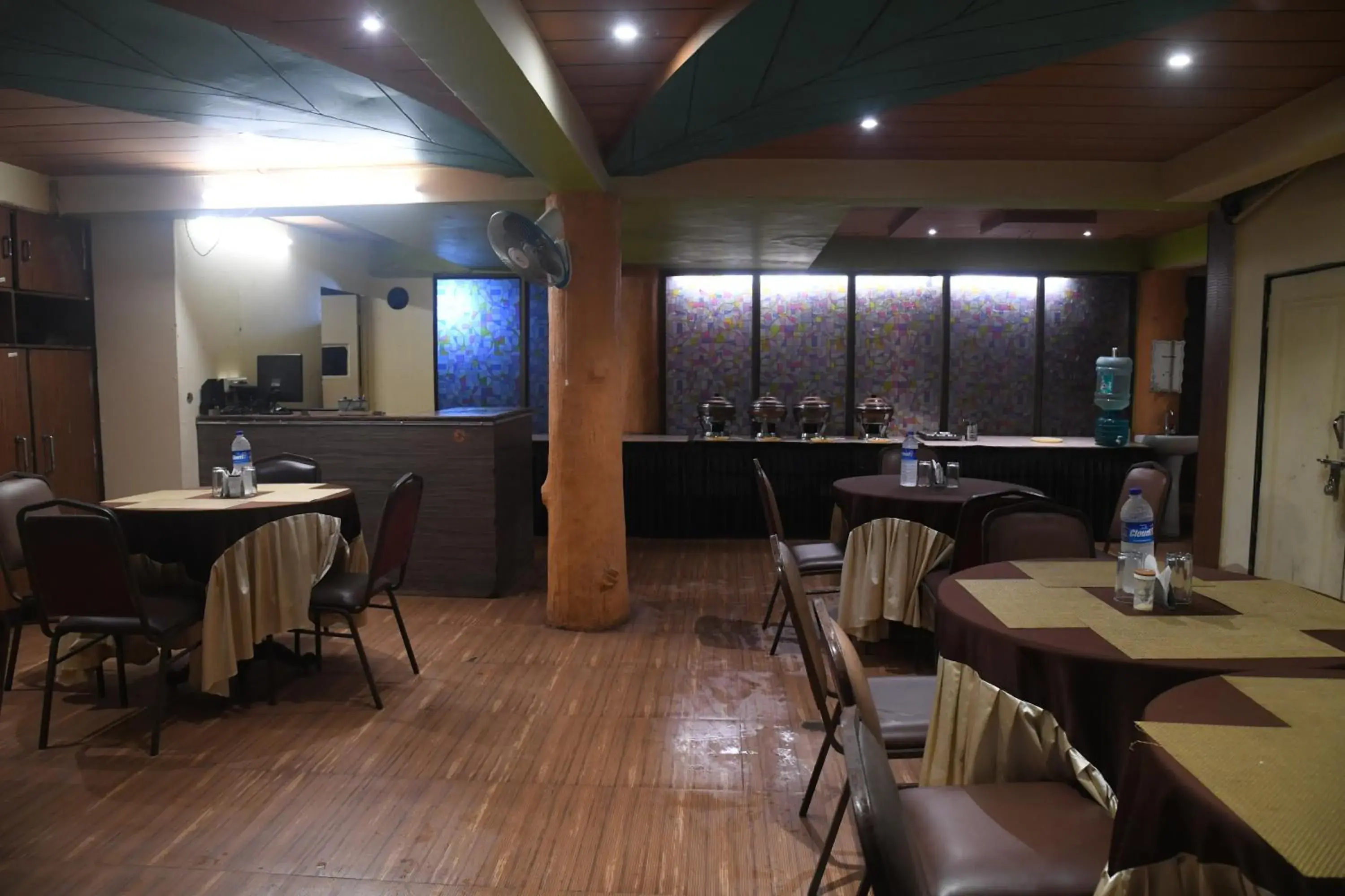 Restaurant/places to eat in Hill Forest Resort Restaurant/places to eat in Hill Forest Resort