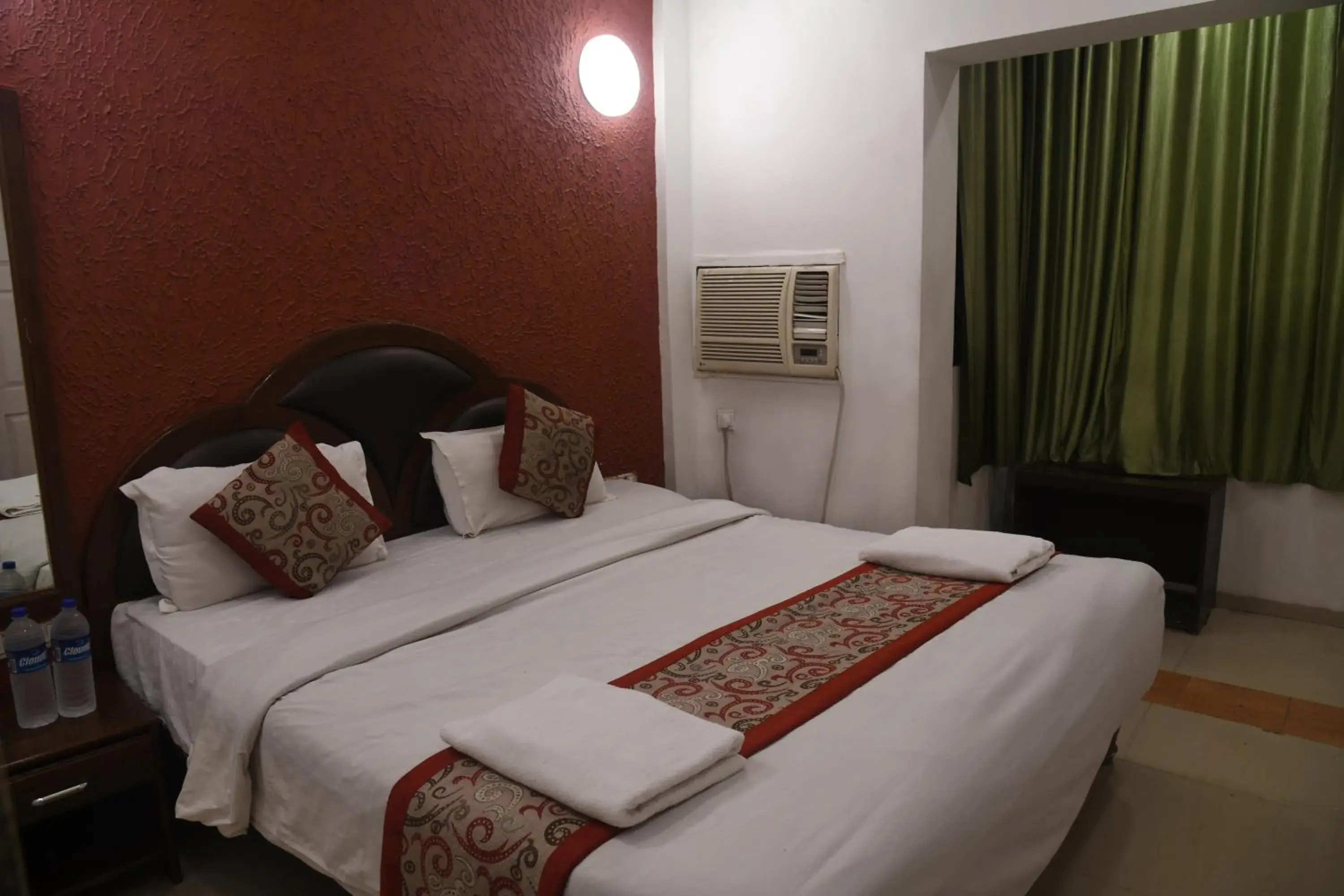 Bedroom in Hill Forest Resort Bedroom in Hill Forest Resort