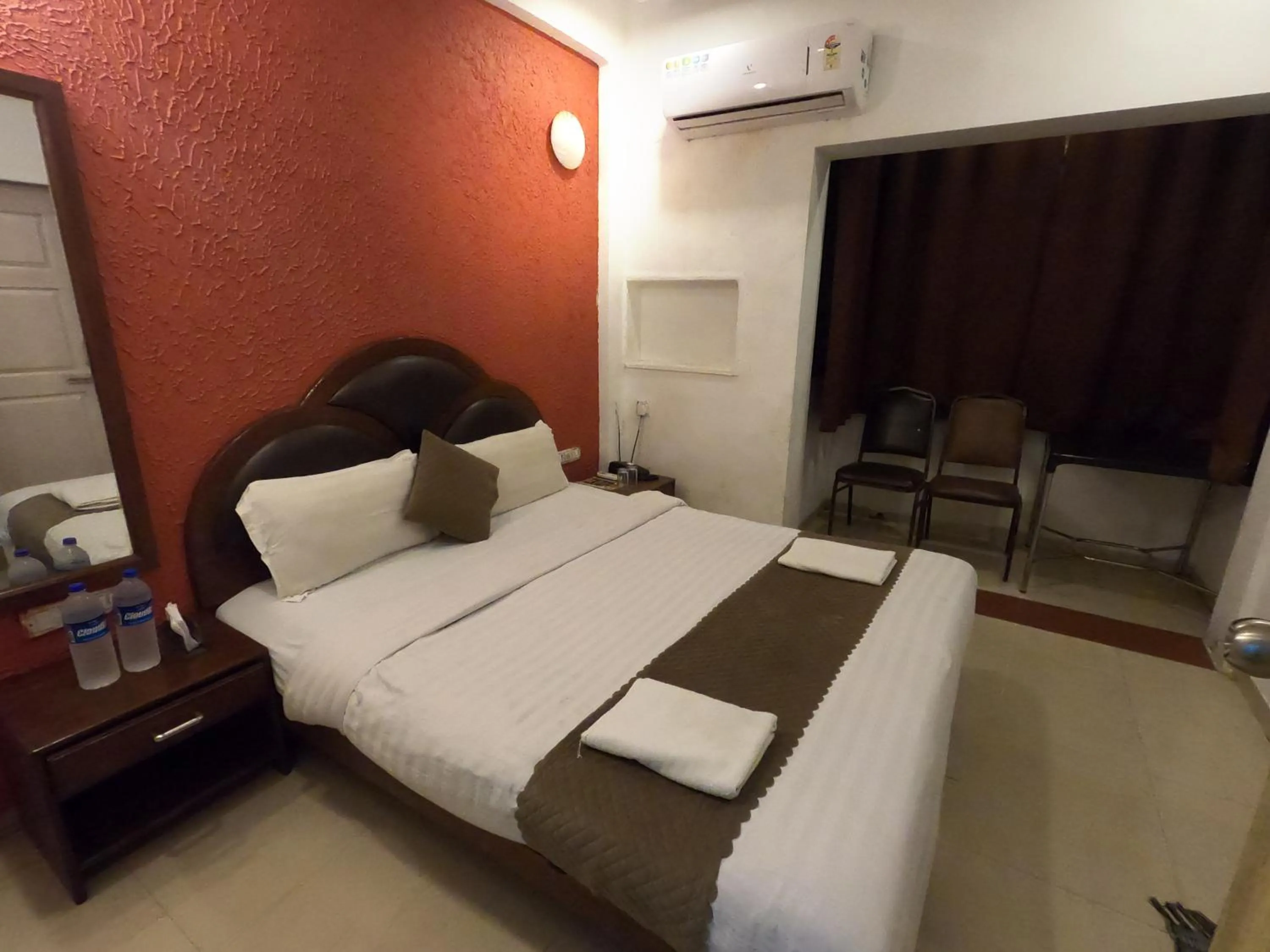 Photo of the whole room in Hill Forest Resort