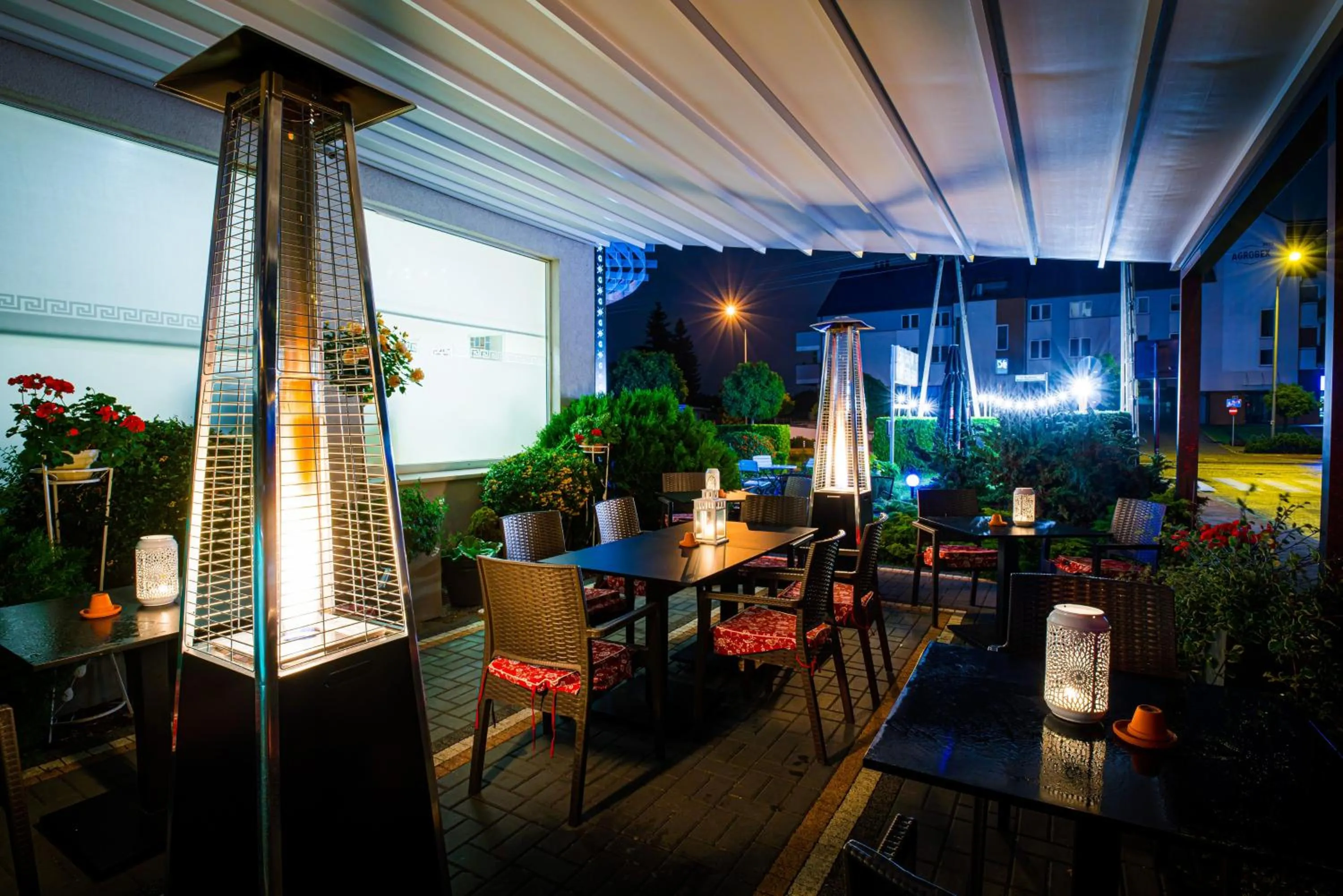 Patio in GLAMOUR - Restaurant & SPA