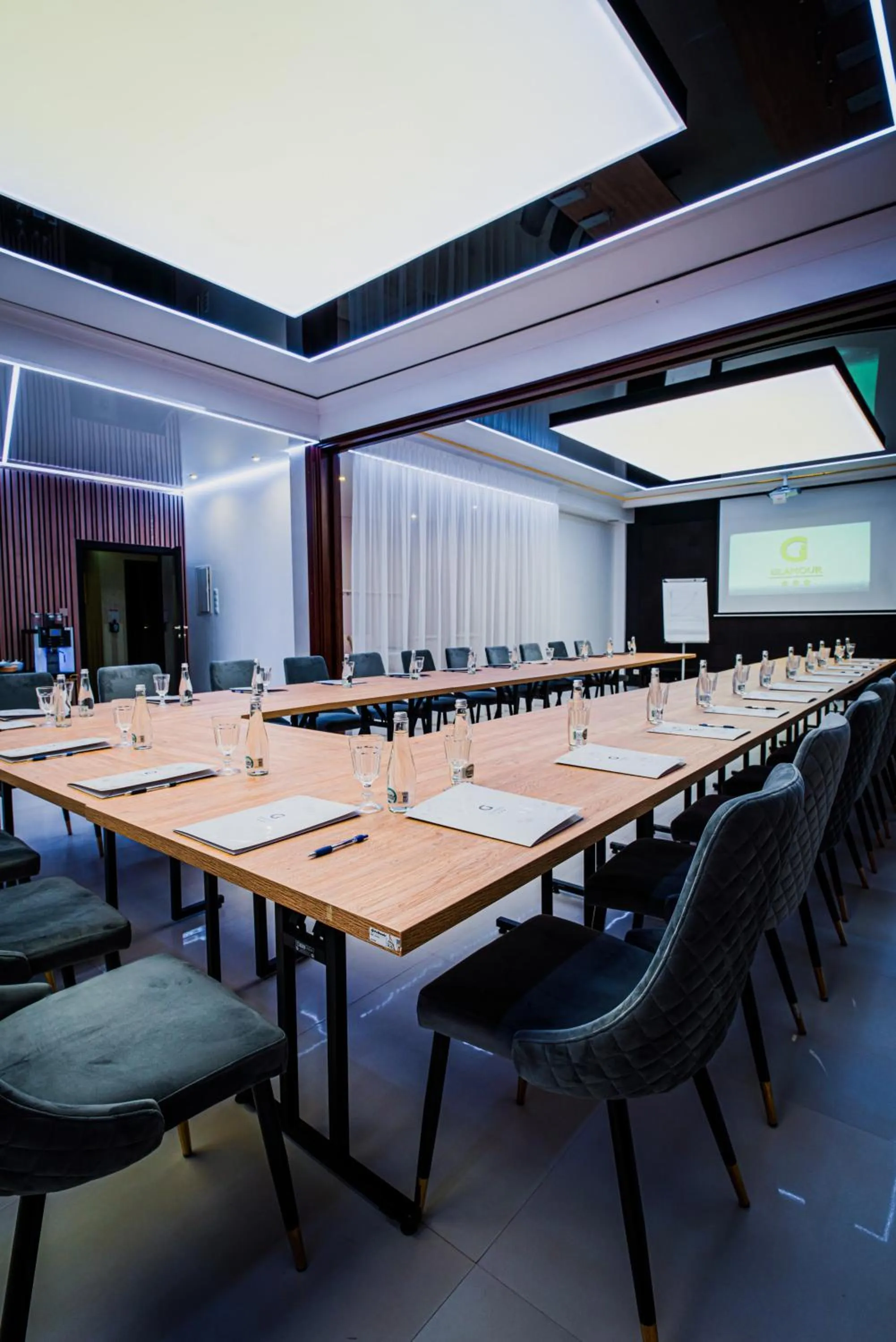 Meeting/conference room in GLAMOUR - Restaurant & SPA