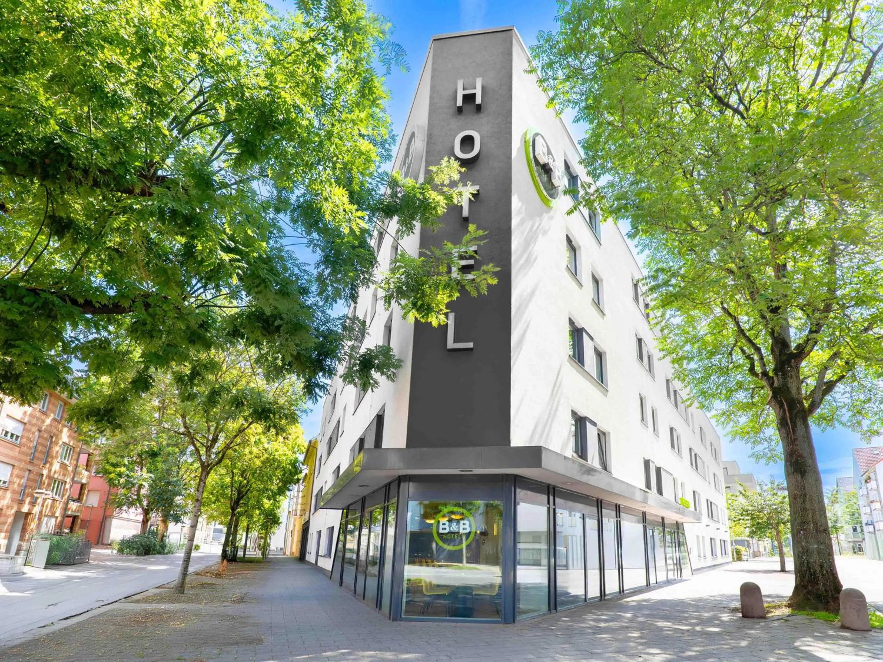 Property building in B&B Hotel Heilbronn
