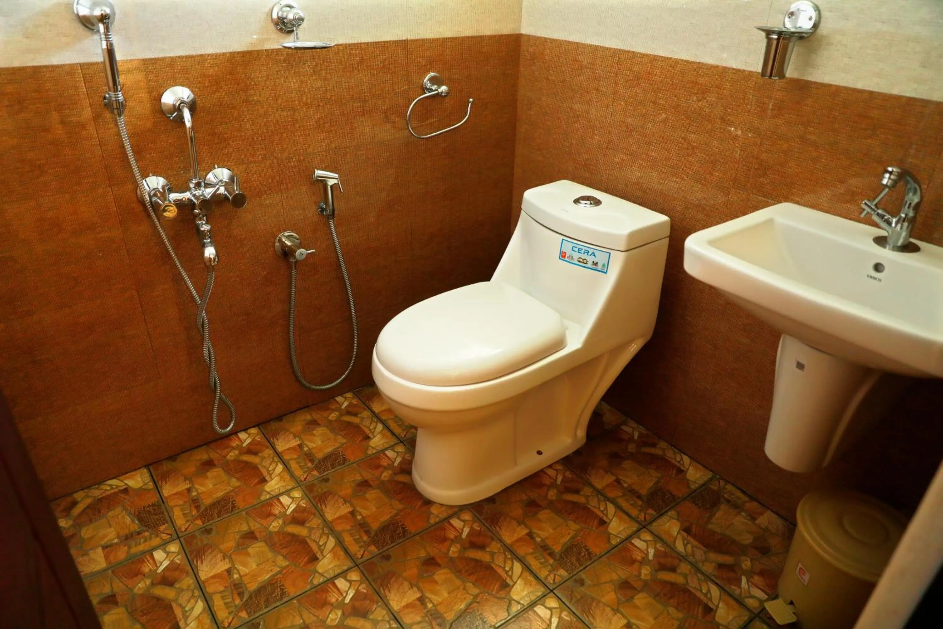 Toilet in Hisham Residency