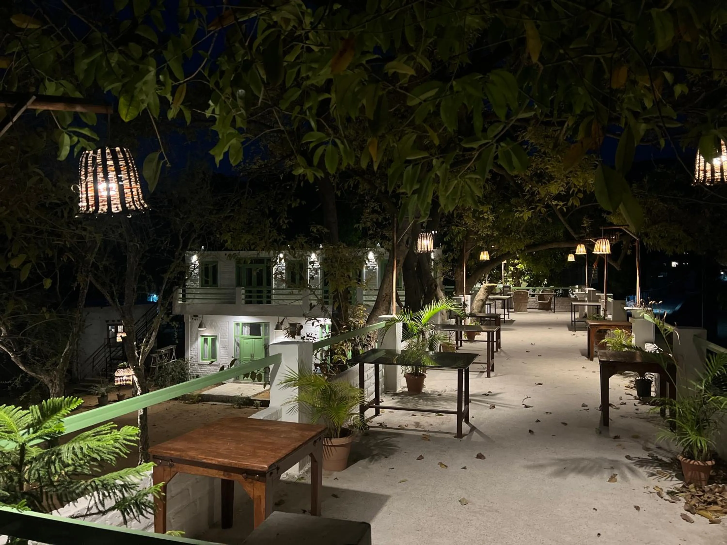 Restaurant/places to eat in Heli Pushkar