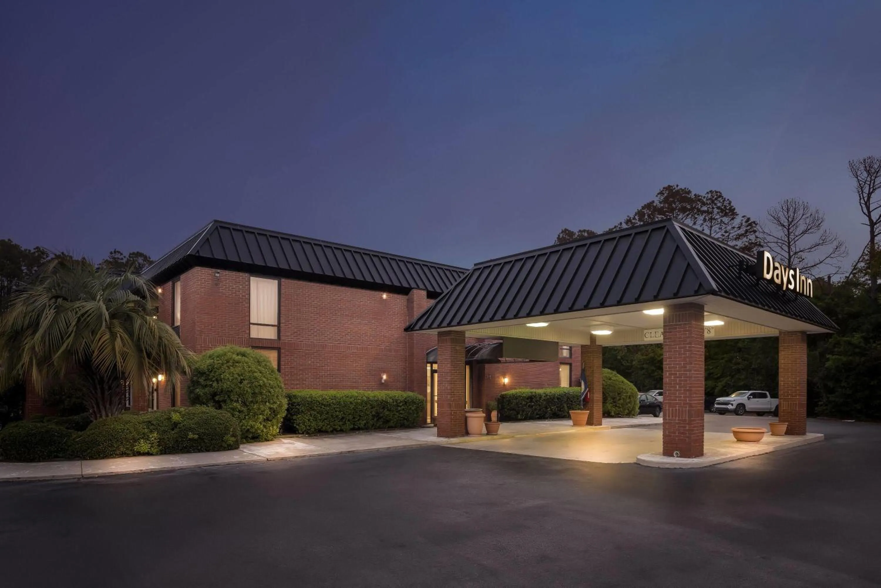 Property building in Days Inn by Wyndham Statesboro