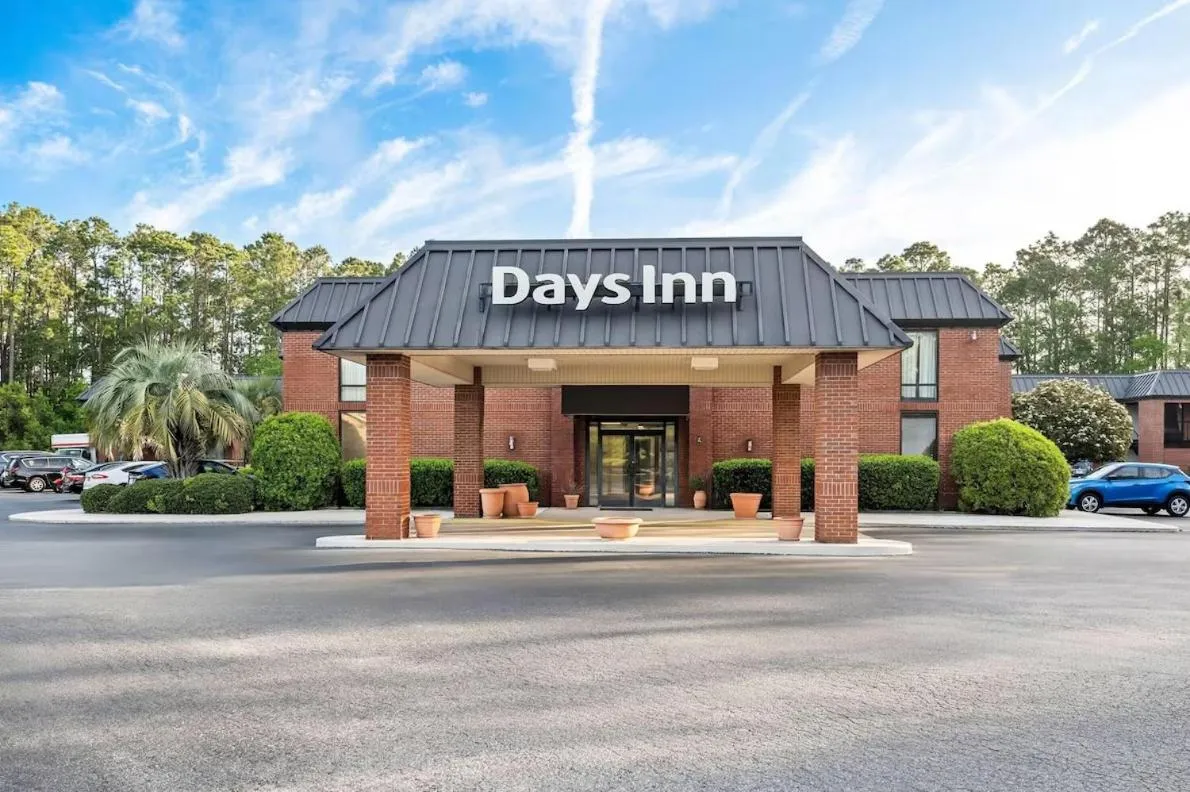 Days Inn by Wyndham Statesboro