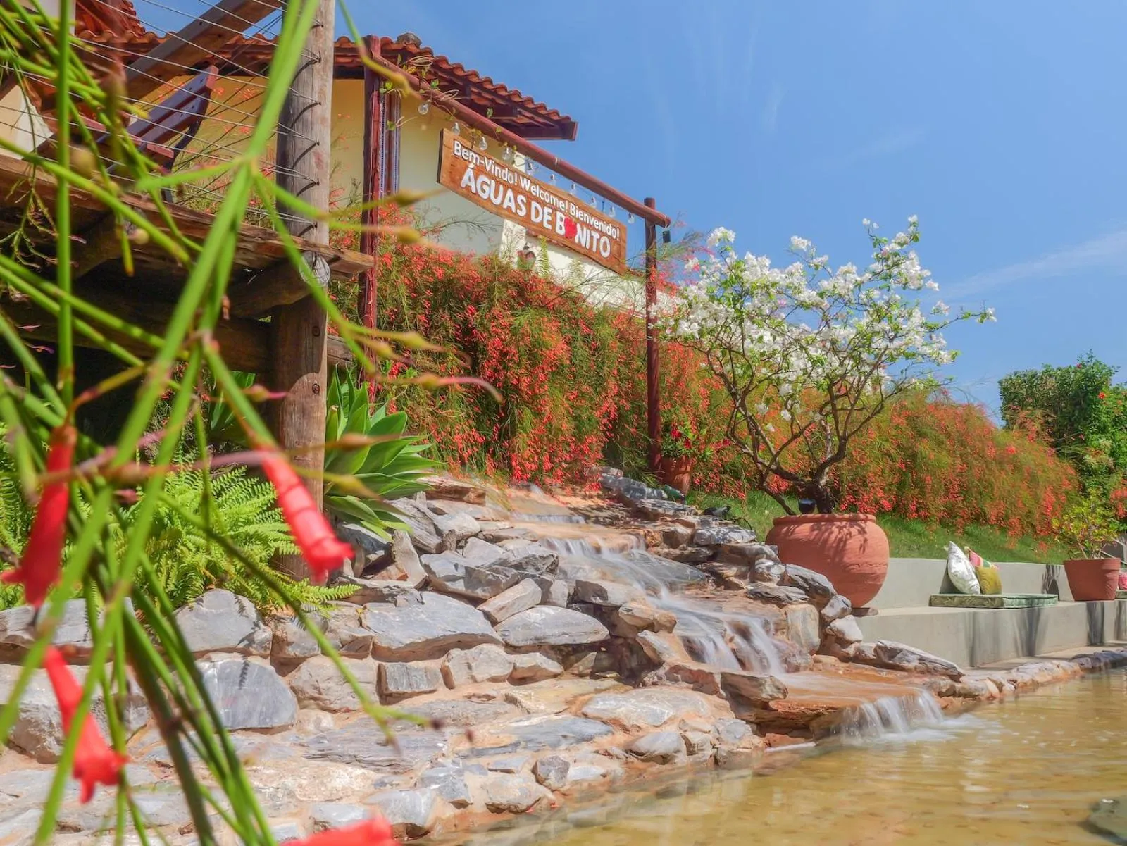 Garden in Hotel Pousada Águas de Bonito