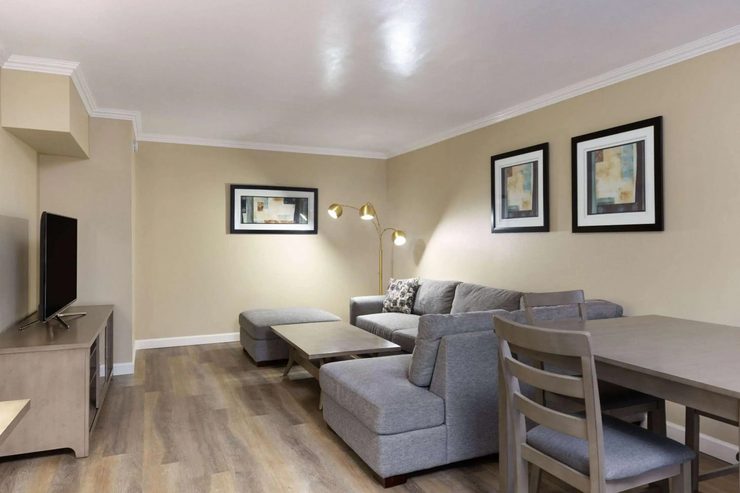 Photo of the whole room in Travelodge by Wyndham Monterey Bay Photo of the whole room in Travelodge by Wyndham Monterey Bay