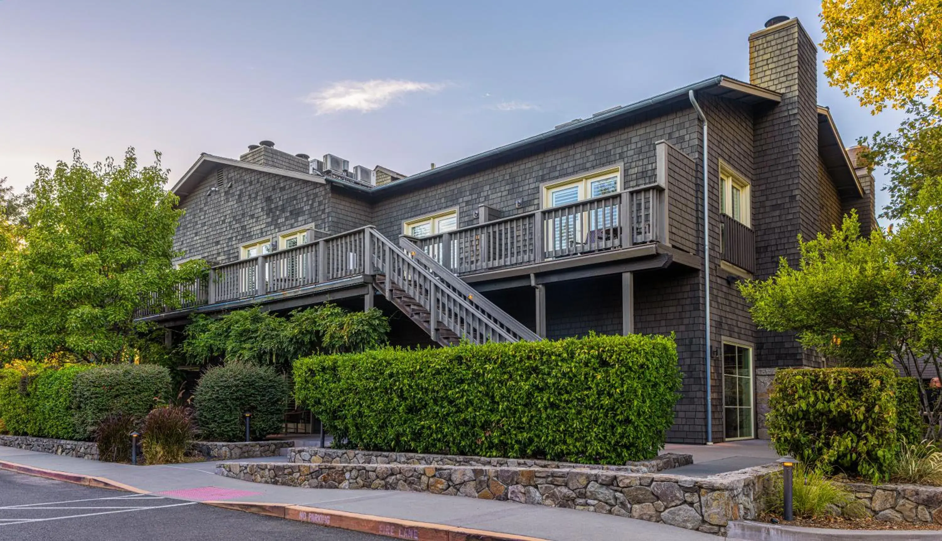 Property building in SENZA Hotel Property building in SENZA Hotel