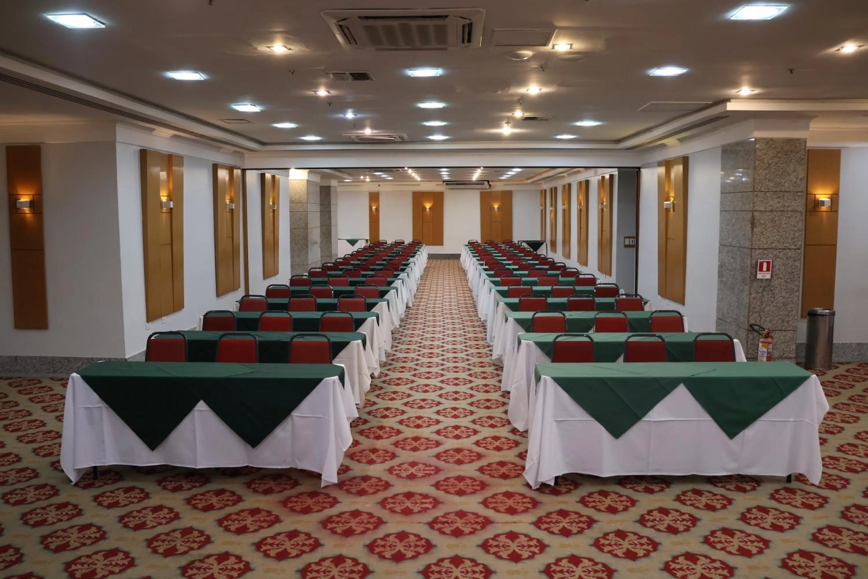 Banquet/Function facilities in Hotel Princesa Louçã