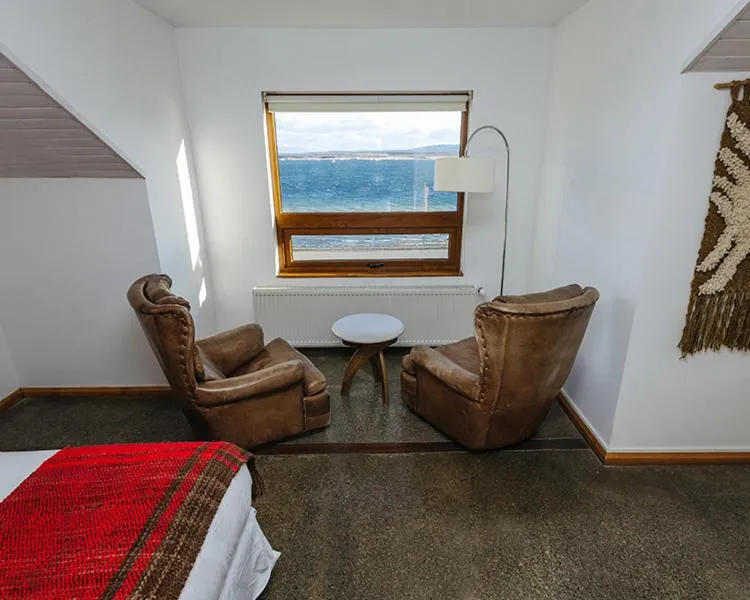 Bed in Weskar Lodge Hotel