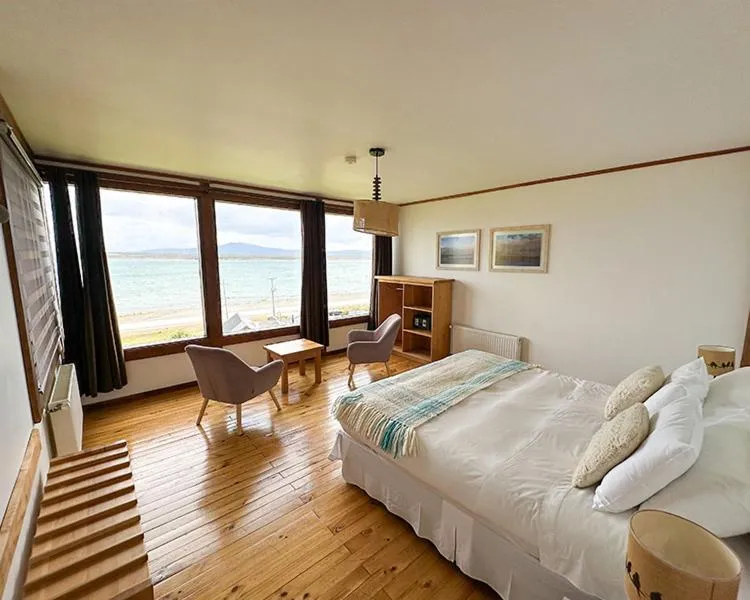 Bed in Weskar Lodge Hotel