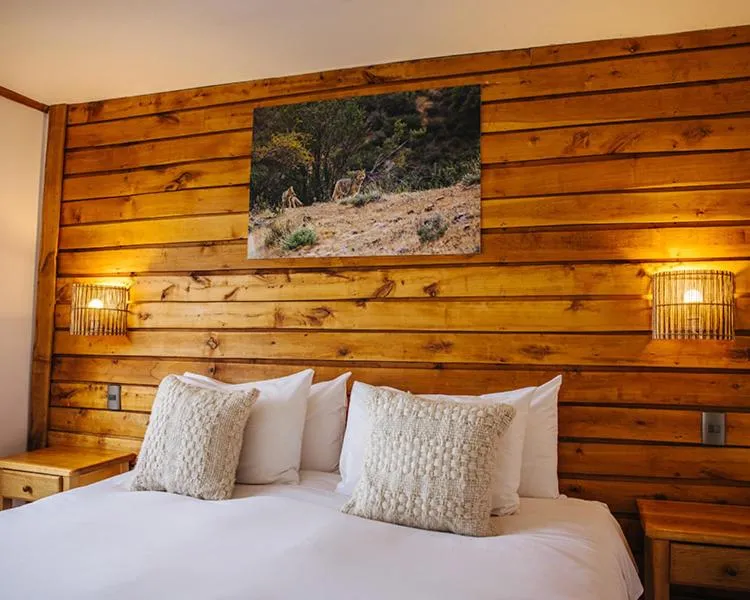 Bed in Weskar Lodge Hotel