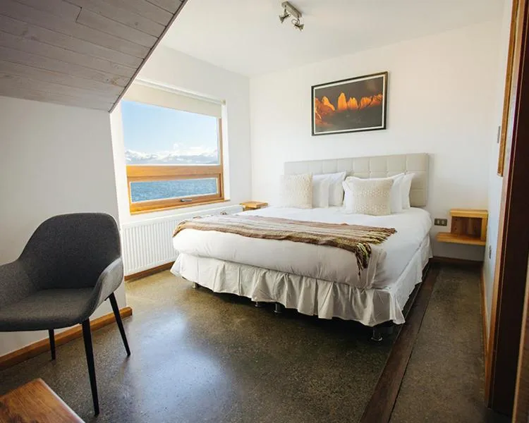 Bed in Weskar Lodge Hotel