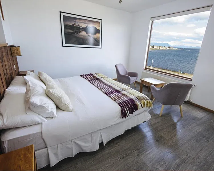 Bed in Weskar Lodge Hotel