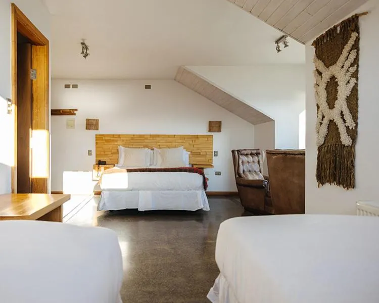 Bed in Weskar Lodge Hotel