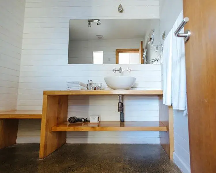 Superior Triple Room with Sea View in Weskar Lodge Hotel Superior Triple Room with Sea View in Weskar Lodge Hotel