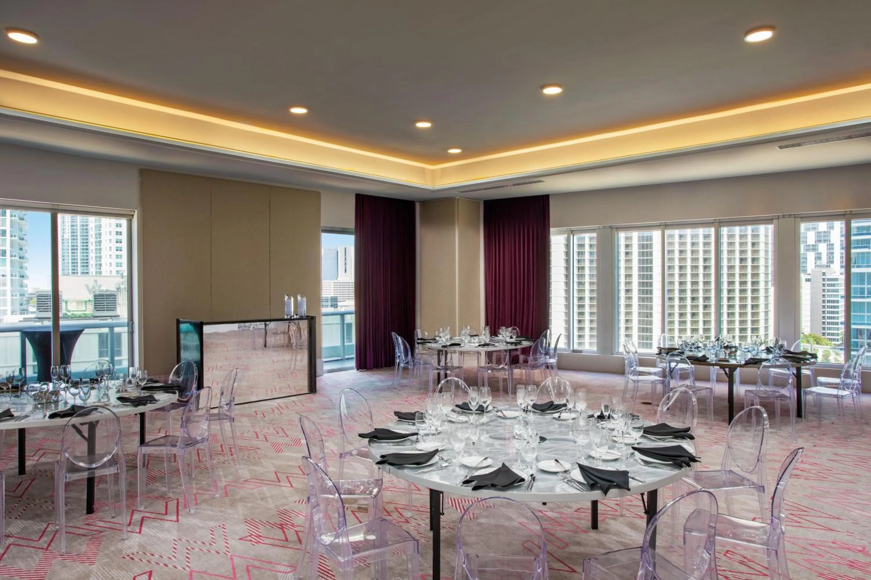 Meeting/conference room in W Miami