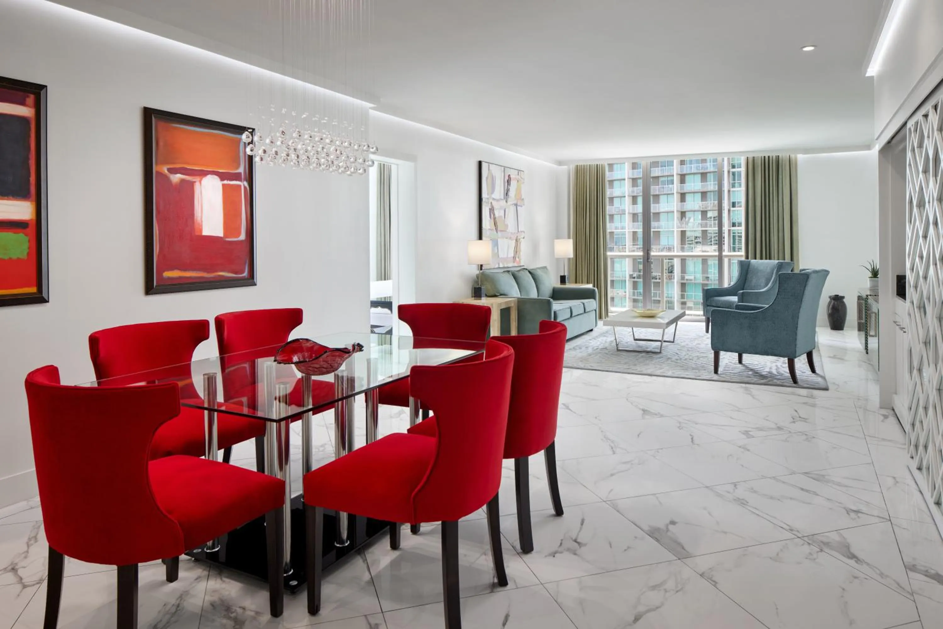 Living room in W Miami