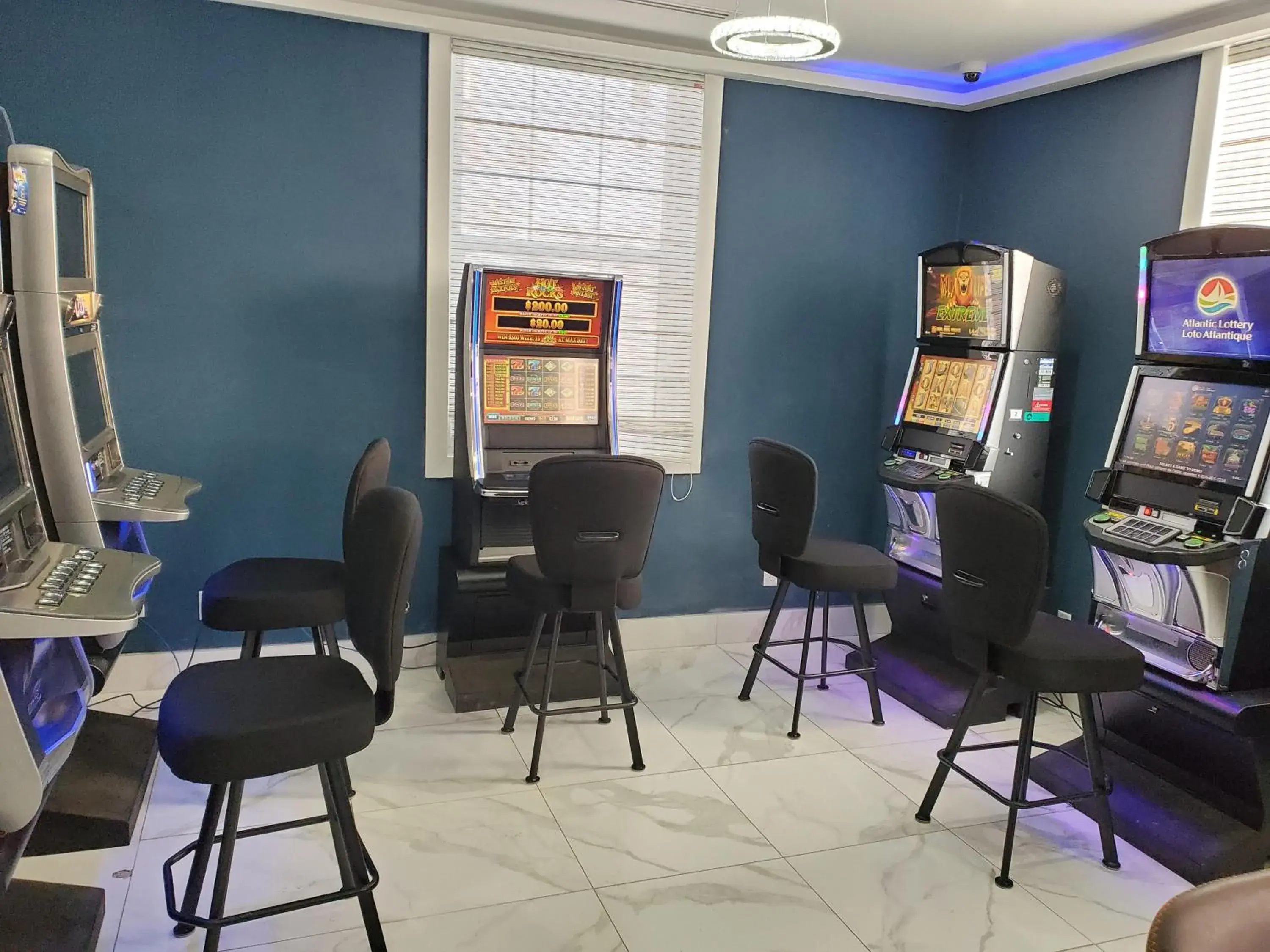 Lounge or bar in Days Inn by Wyndham Saint John Lounge or bar in Days Inn by Wyndham Saint John