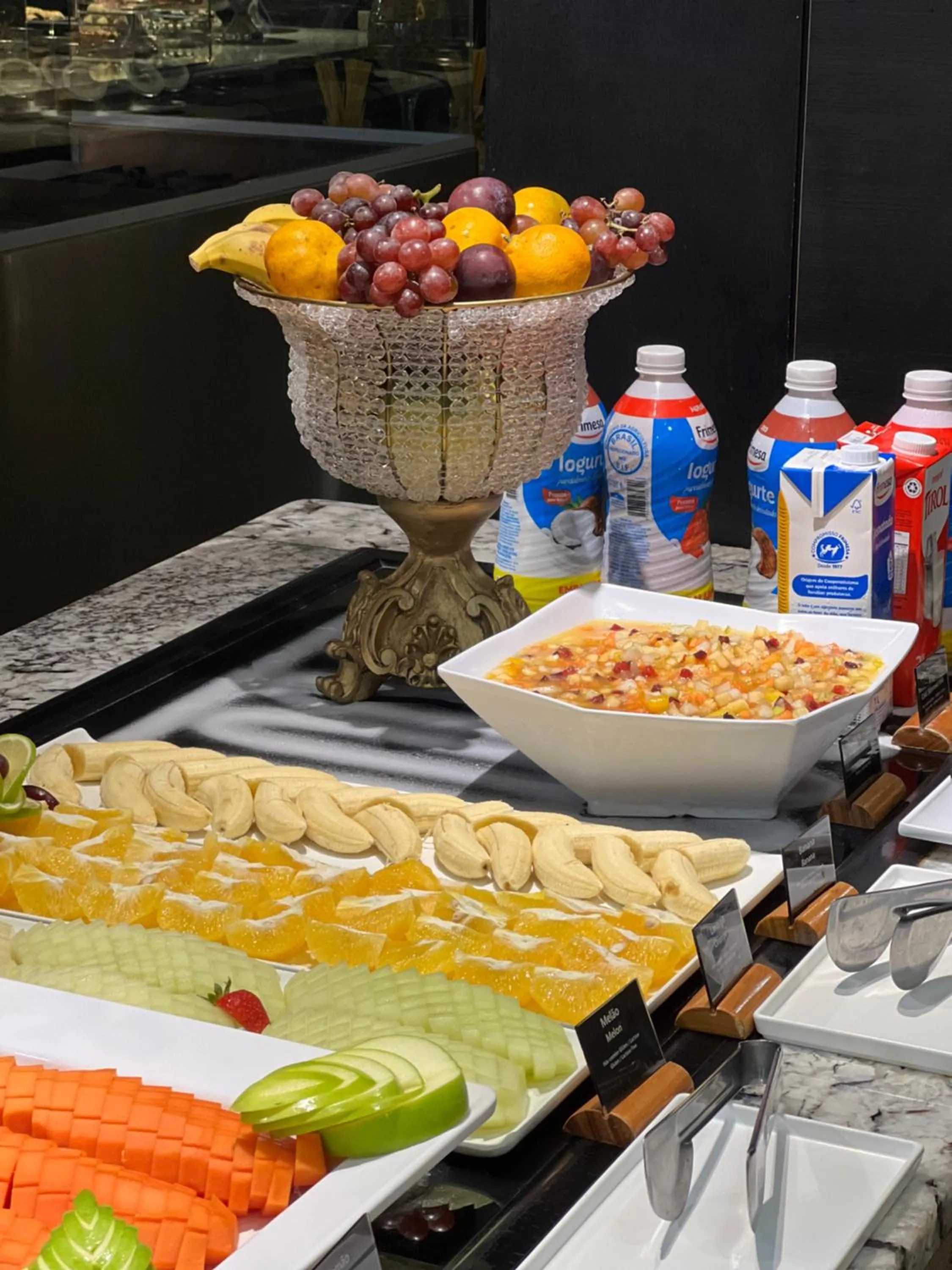 Breakfast in Wyndham Golden Foz Suítes