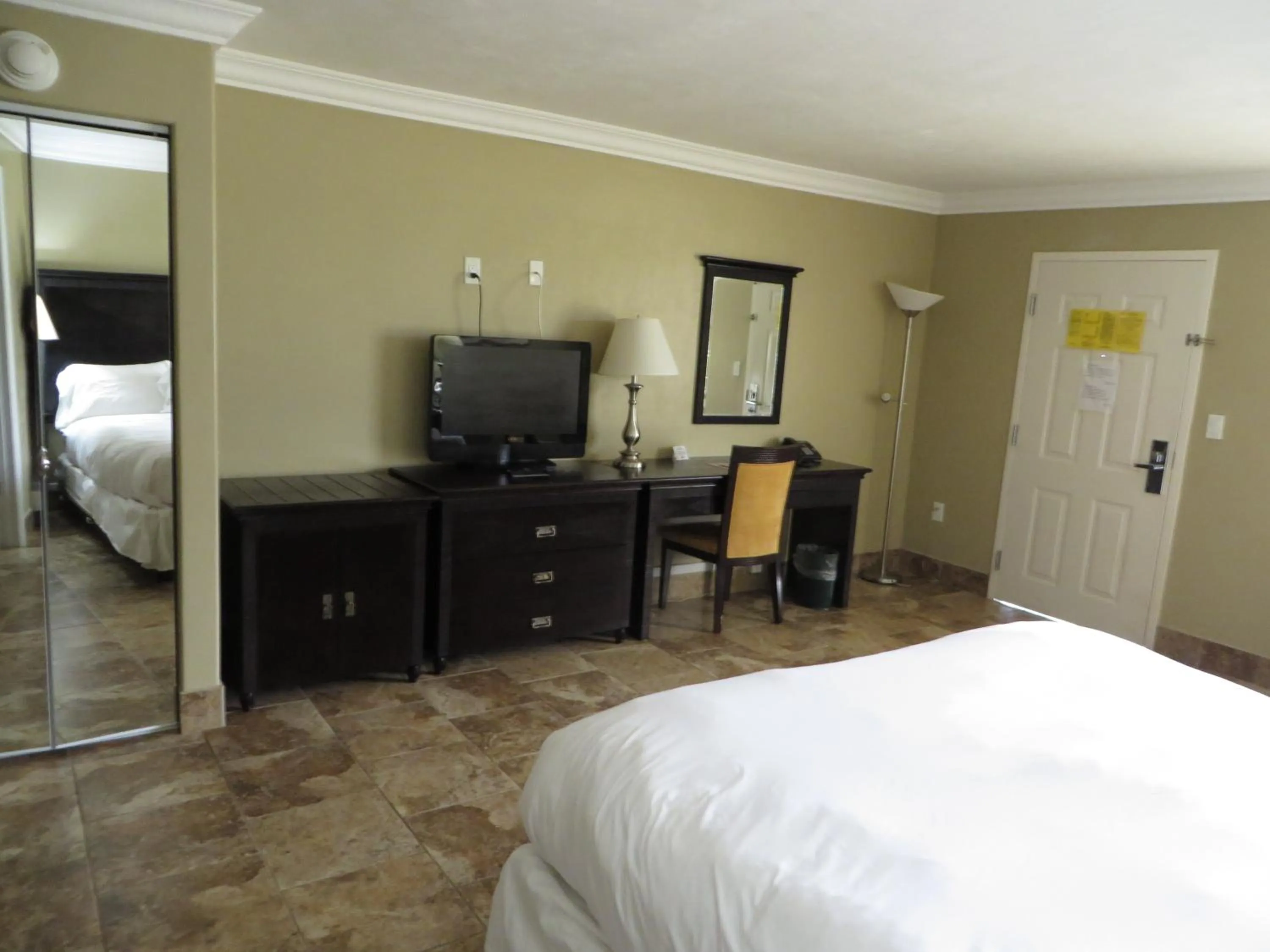 Day, Bed in Ramada by Wyndham Lake Placid