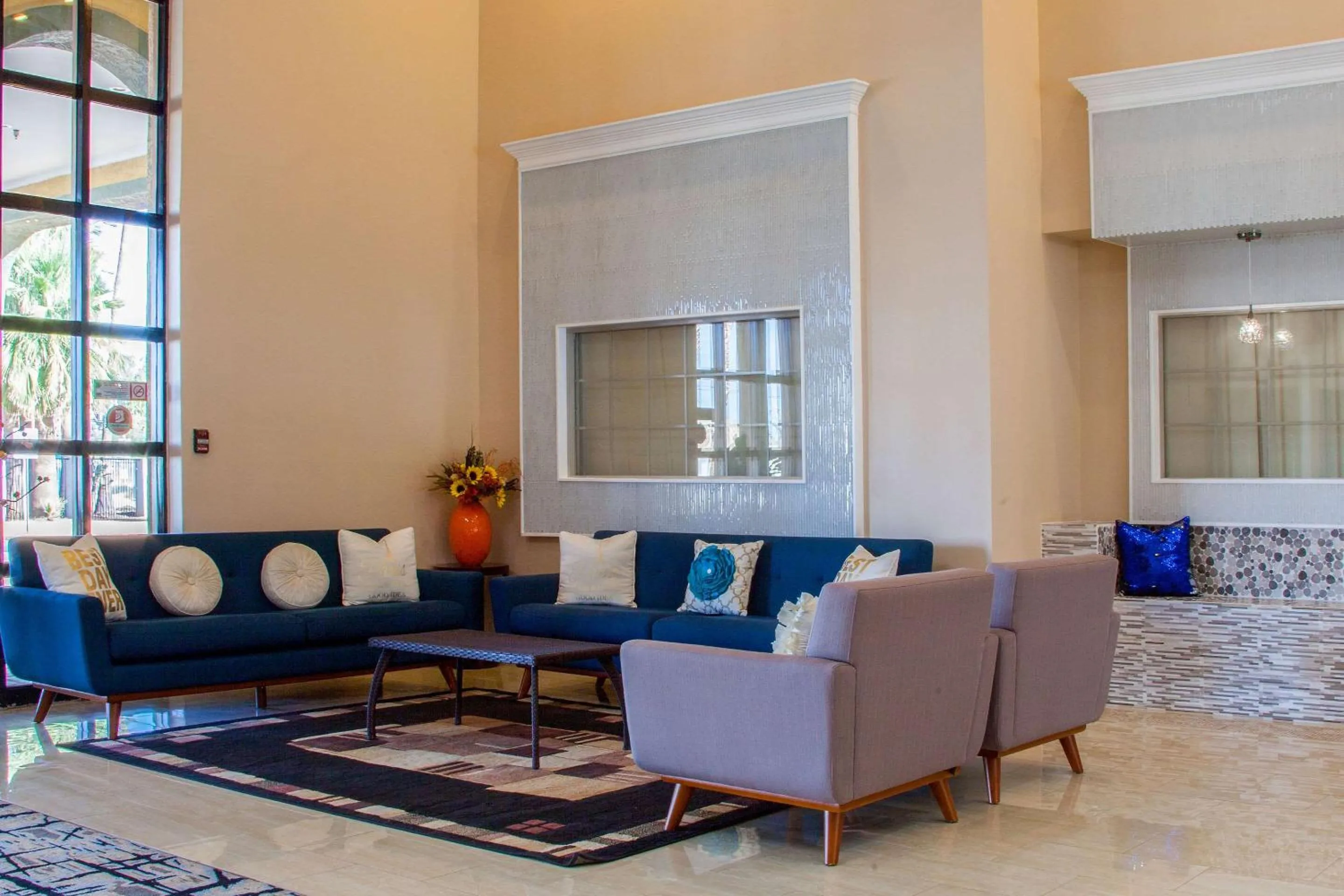 Lobby or reception, Seating Area in Hotel Tucson City Center, an Ascend Hotel Collection Member