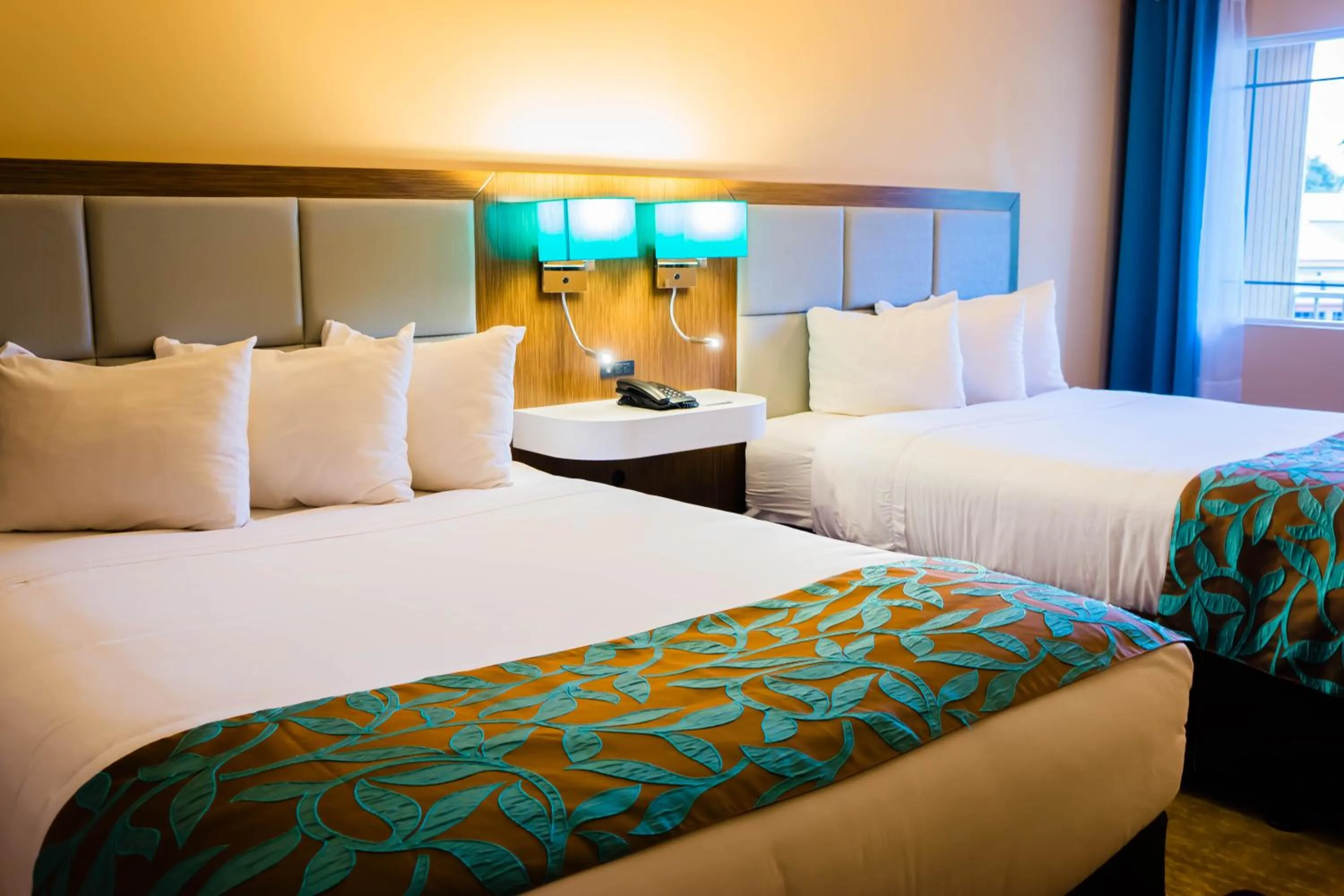 Bed in Hotel Tucson City Center, an Ascend Hotel Collection Member