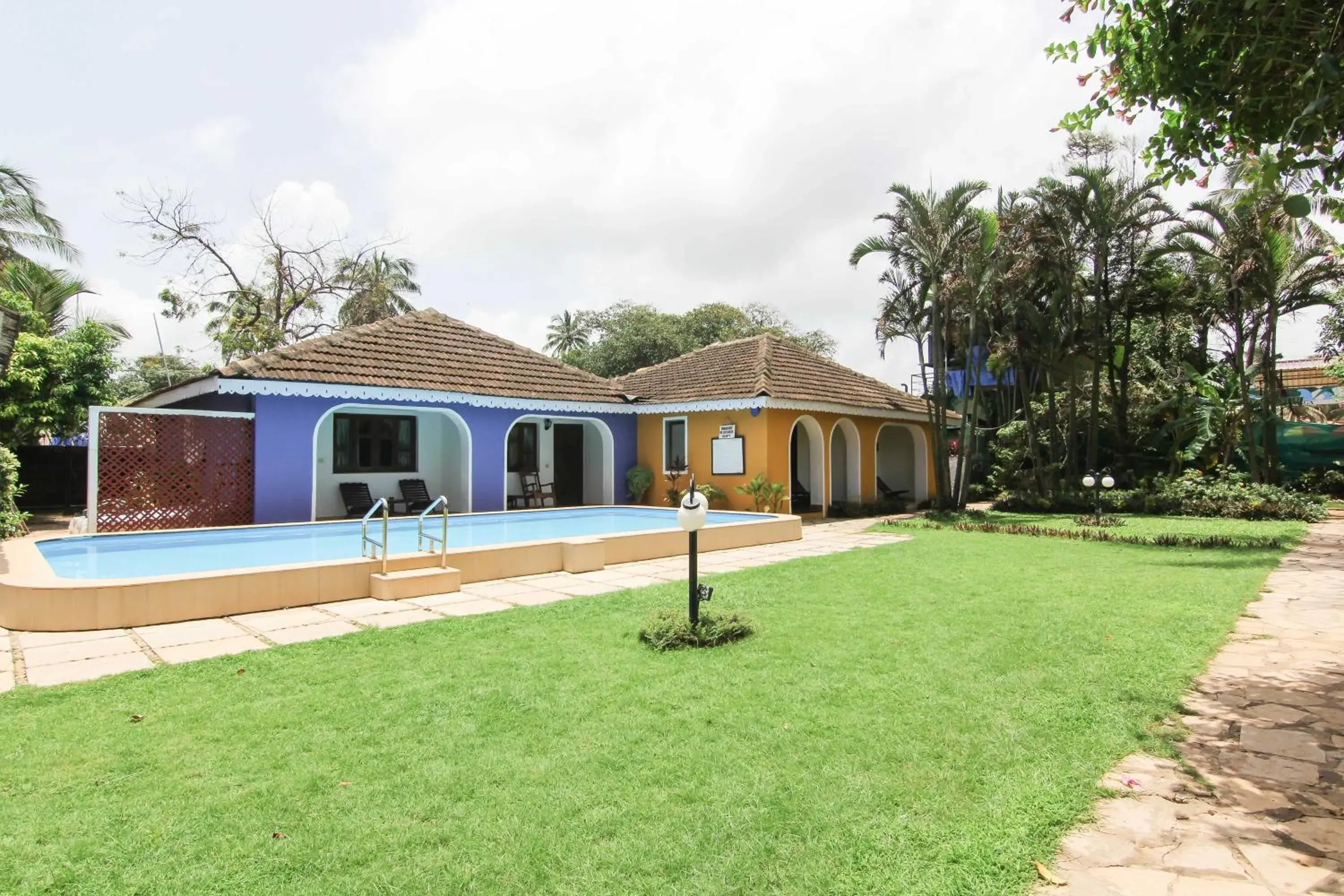 Property building in Baia Do Sol - Beach boutique Property building in Baia Do Sol - Beach boutique