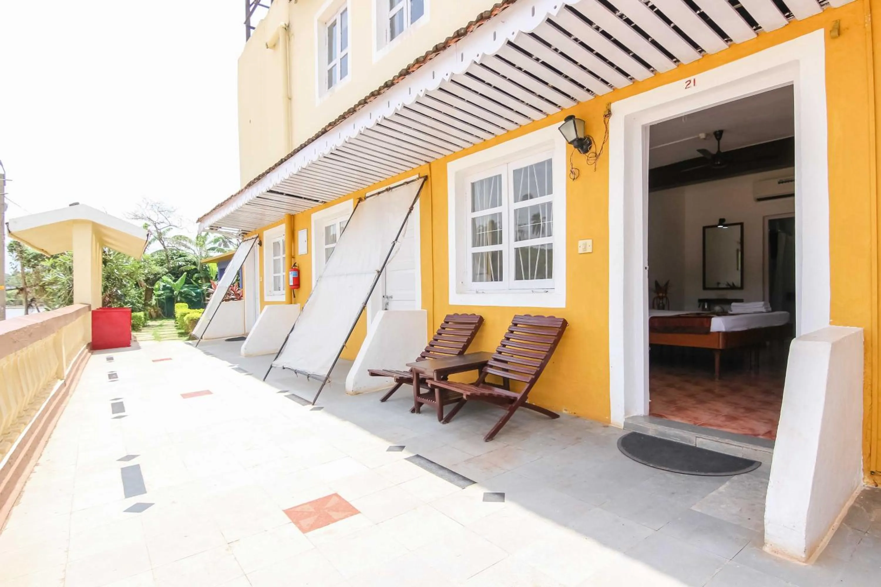 Patio in Baia Do Sol - Beach boutique