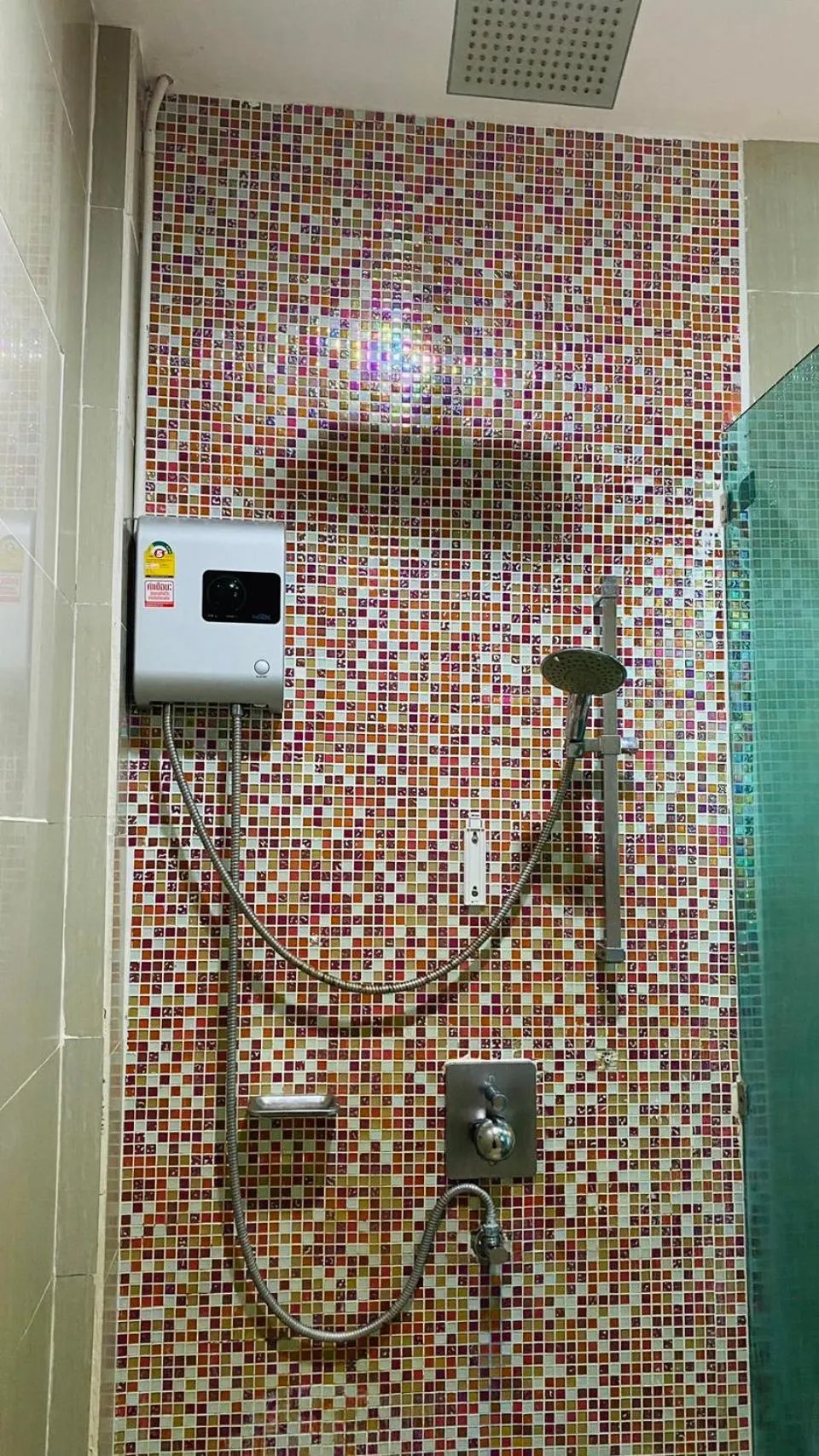 Shower in Bella Vista Beach Resort Koh Lipe