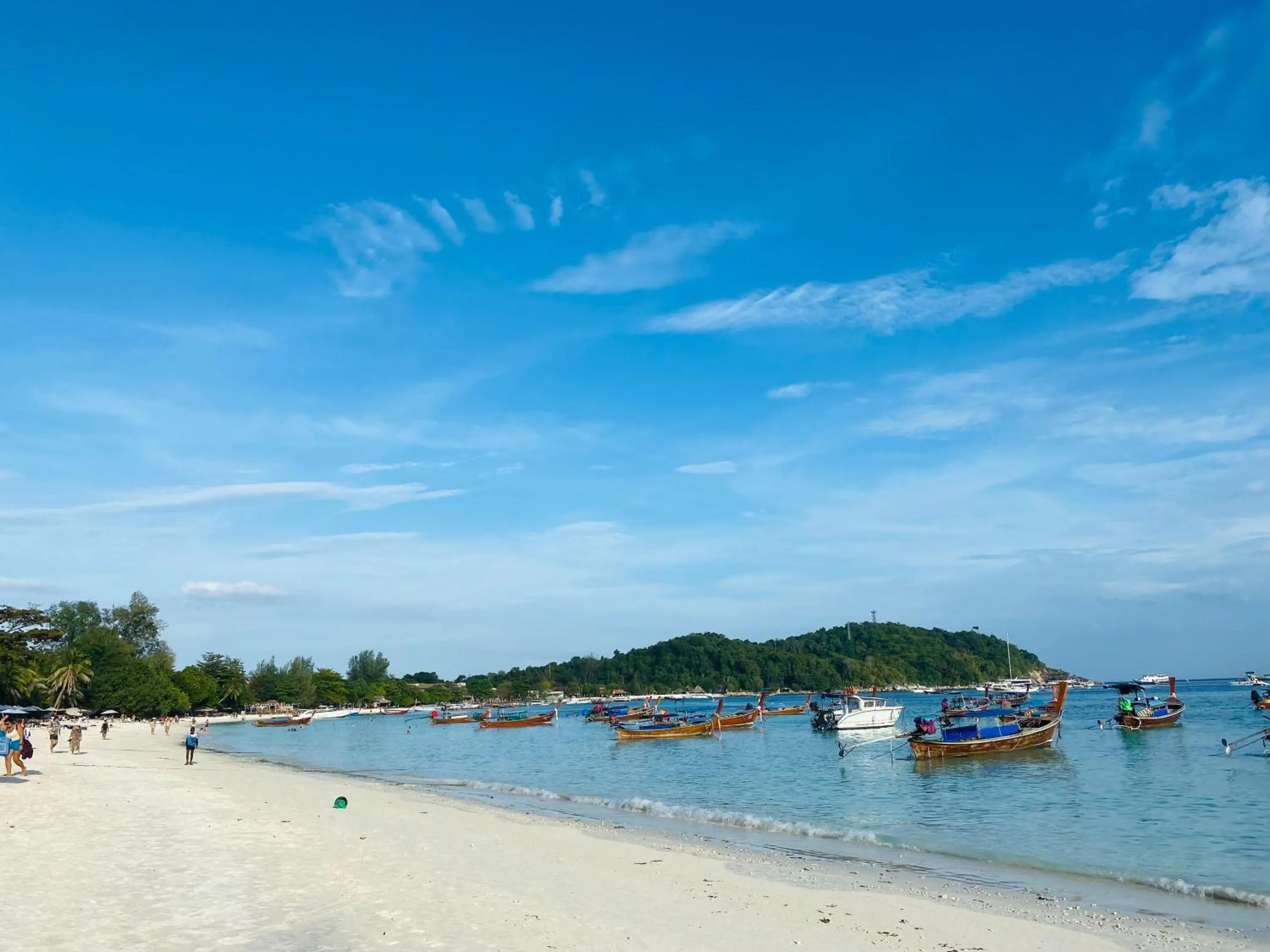 Beach in Bella Vista Beach Resort Koh Lipe