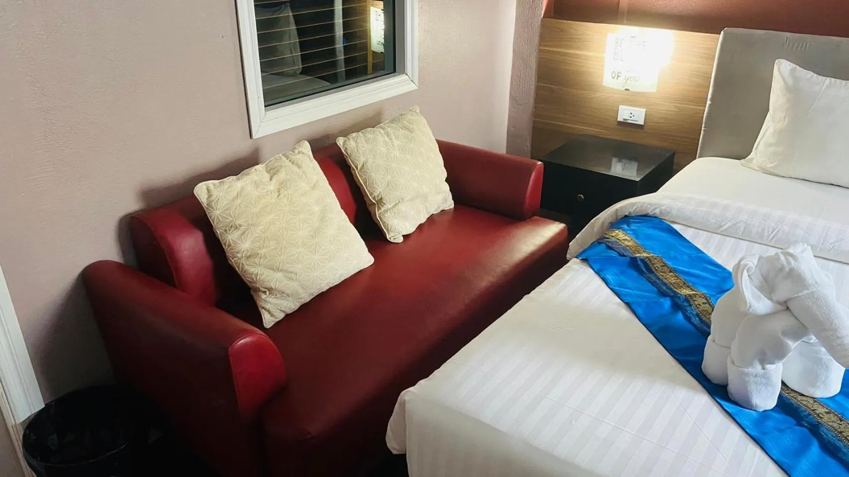 Area and facilities, Bed in Bella Vista Beach Resort Koh Lipe