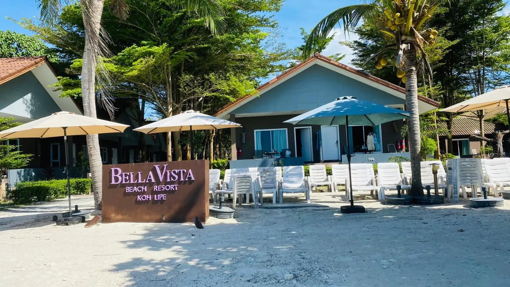 Property building in Bella Vista Beach Resort Koh Lipe