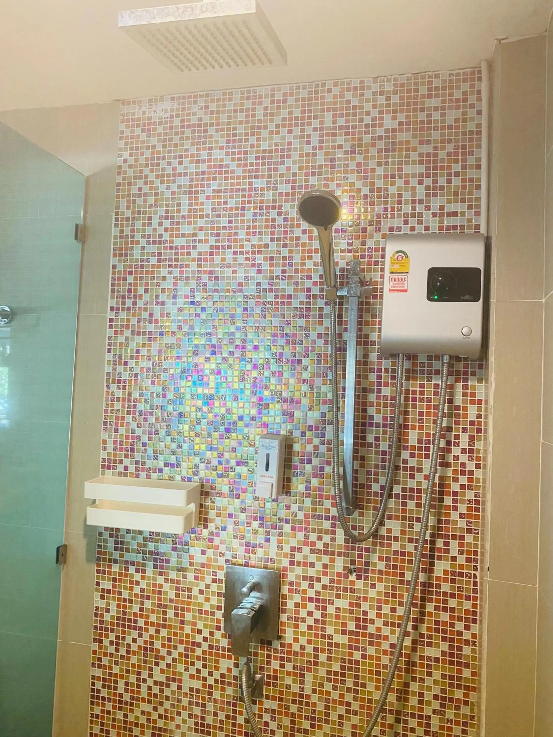 Shower in Bella Vista Beach Resort Koh Lipe