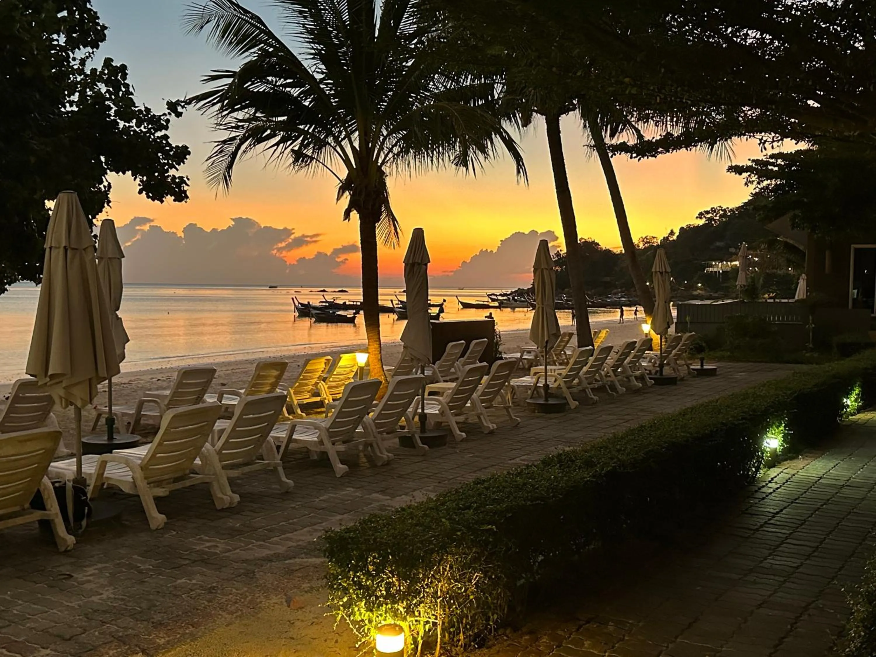 Sunset in Bella Vista Beach Resort Koh Lipe