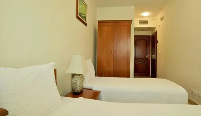 Standard Twin Room in Hotel Diwa Standard Twin Room in Hotel Diwa