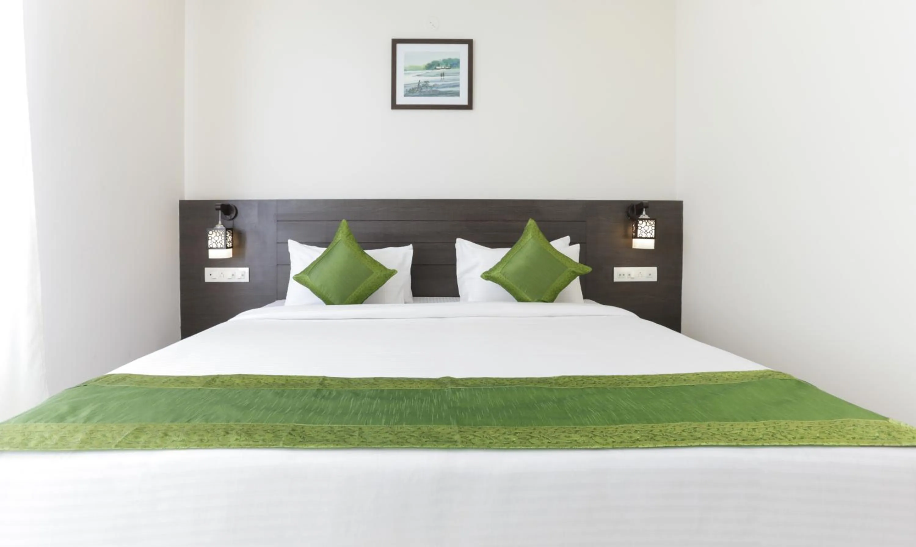 Bedroom, Bed in Treebo Sunrise IG Road