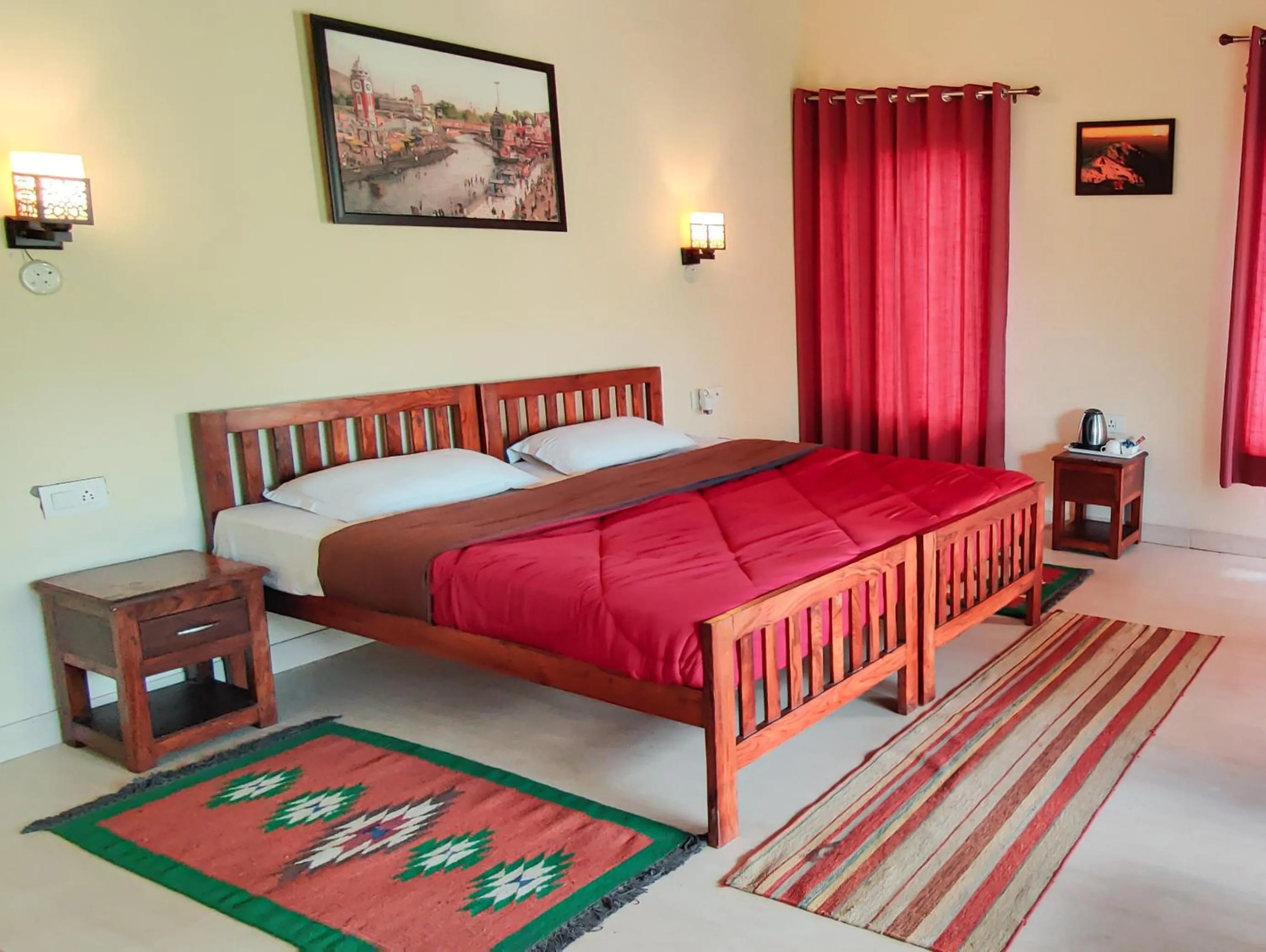 Bedroom, Bed in Majkhali Woods, Ranikhet, By Himalayan Eco Lodges