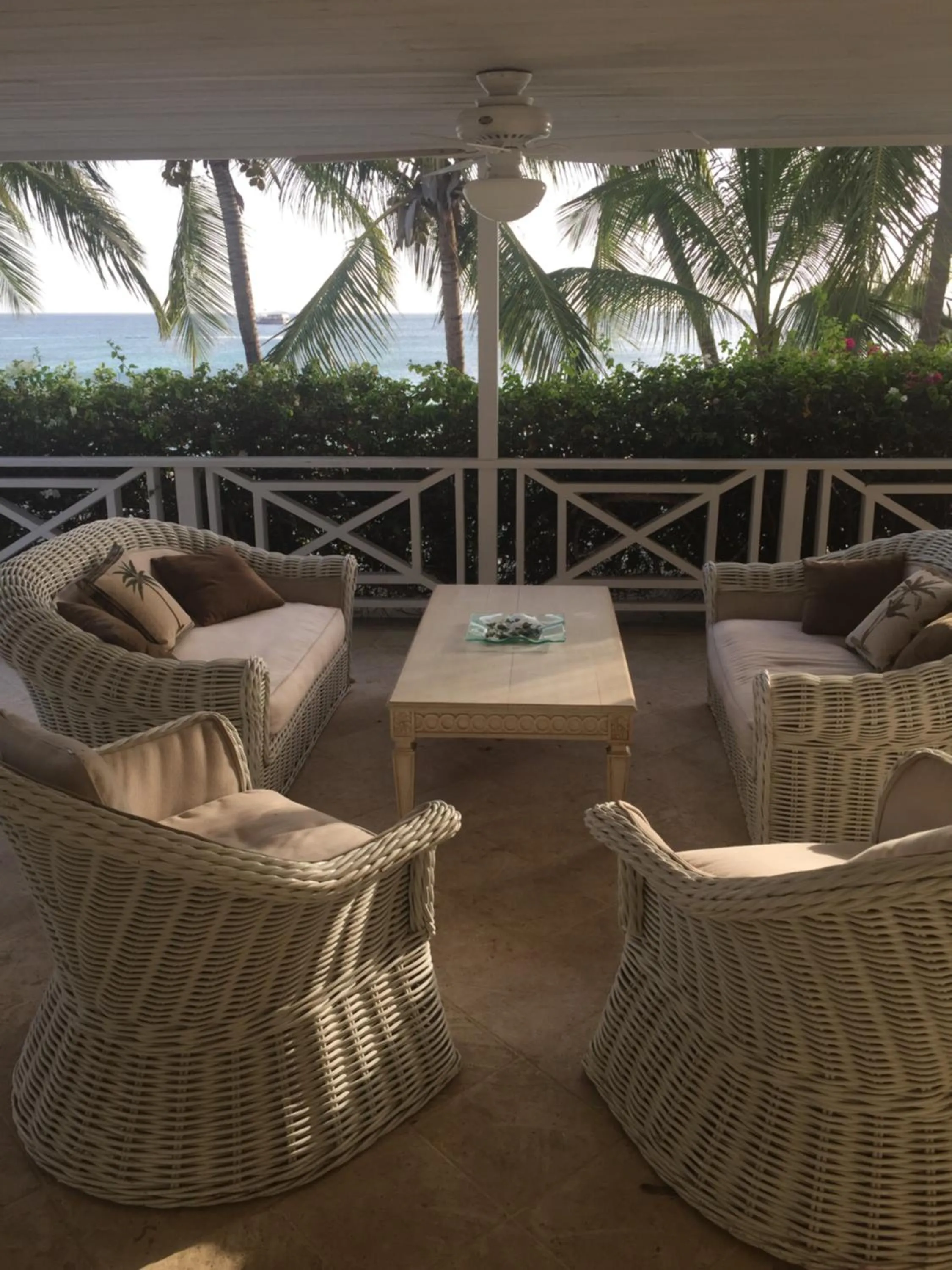 Balcony/Terrace in Tantalus Villa