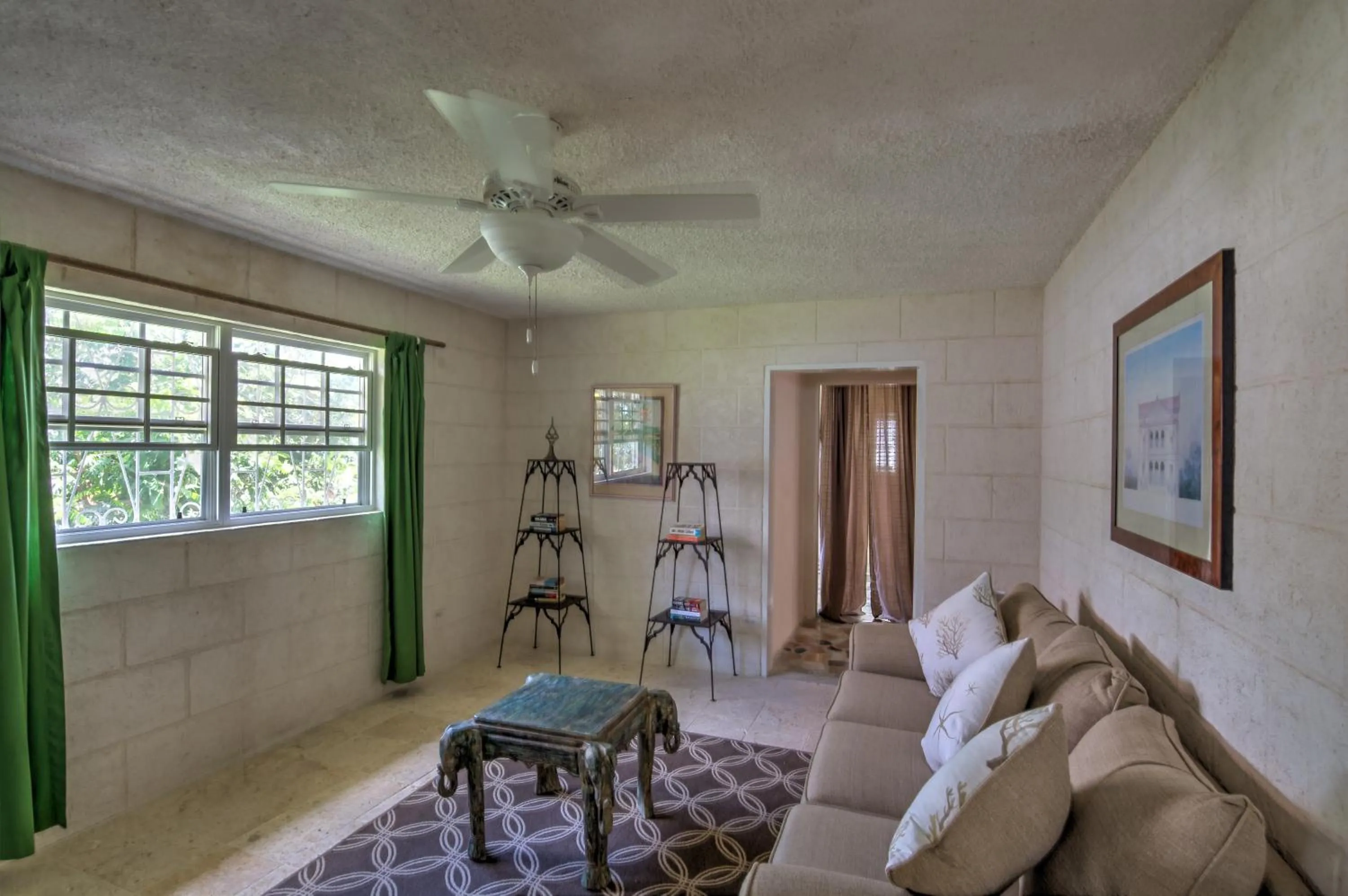 TV and multimedia in Tantalus Villa