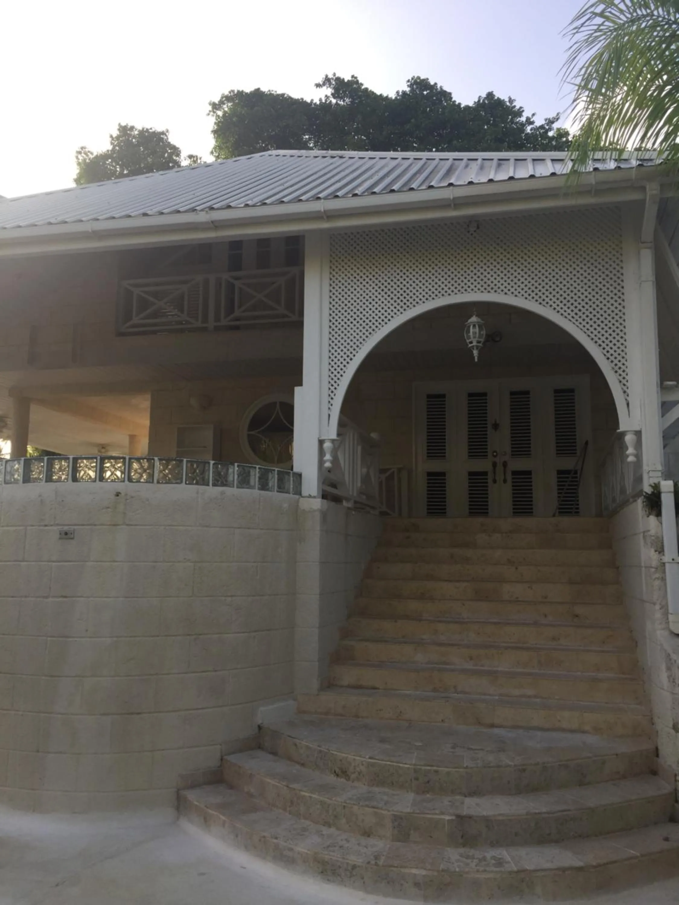 Facade/entrance in Tantalus Villa