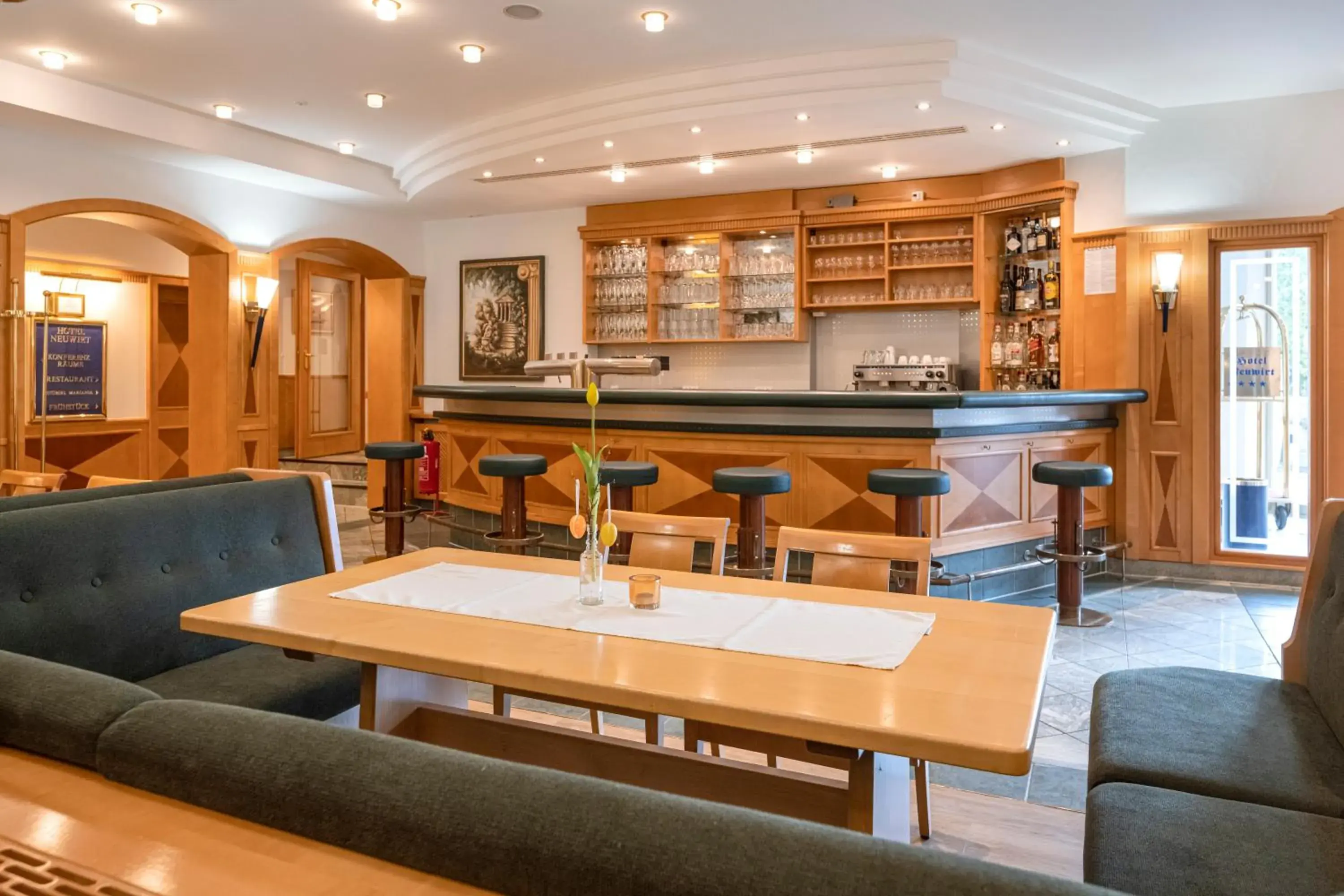 Lounge or bar in Hotel Neuwirt Lounge or bar in Hotel Neuwirt