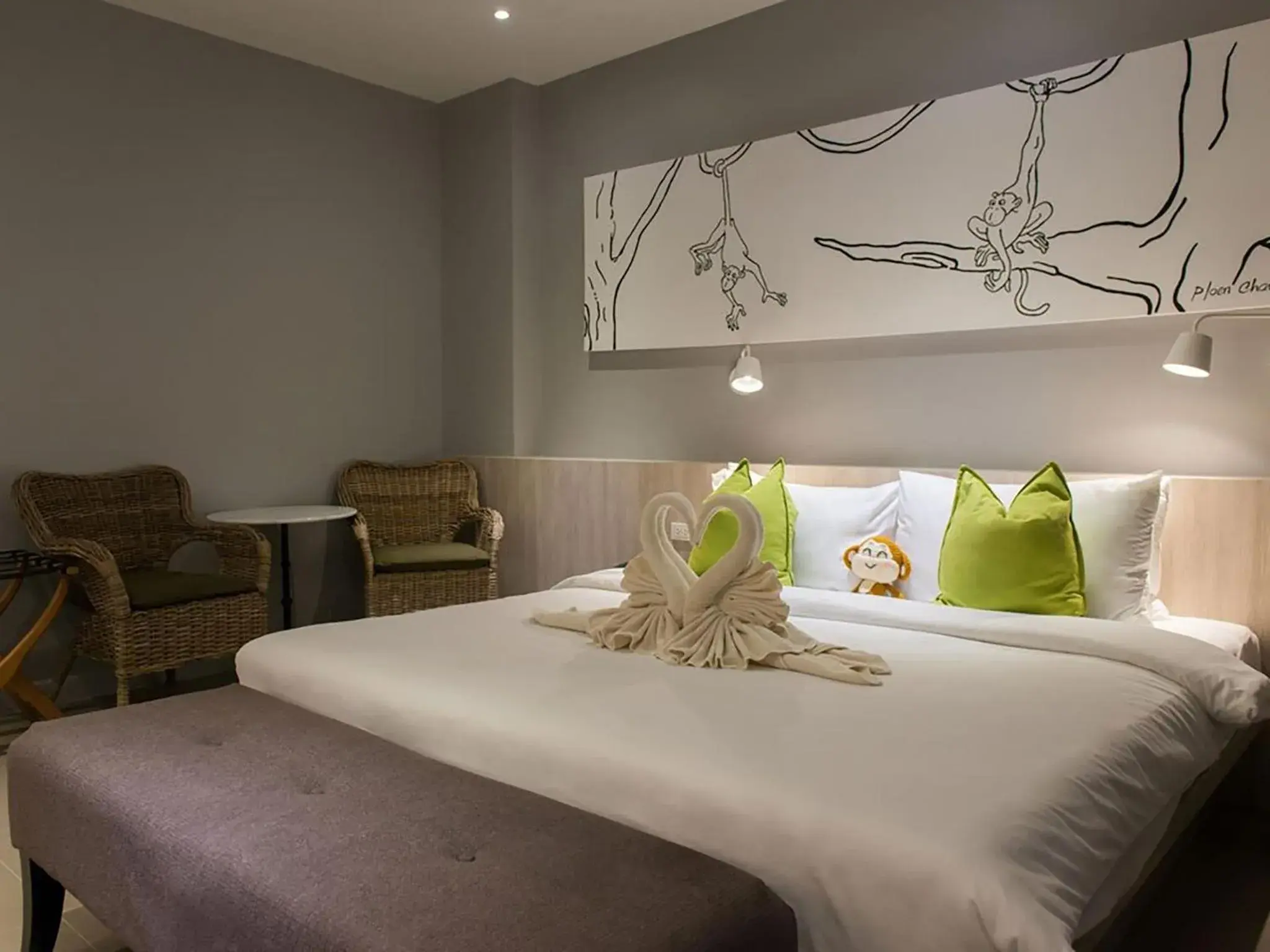 Bed in Ploen Chaweng by Tolani Bed in Ploen Chaweng by Tolani