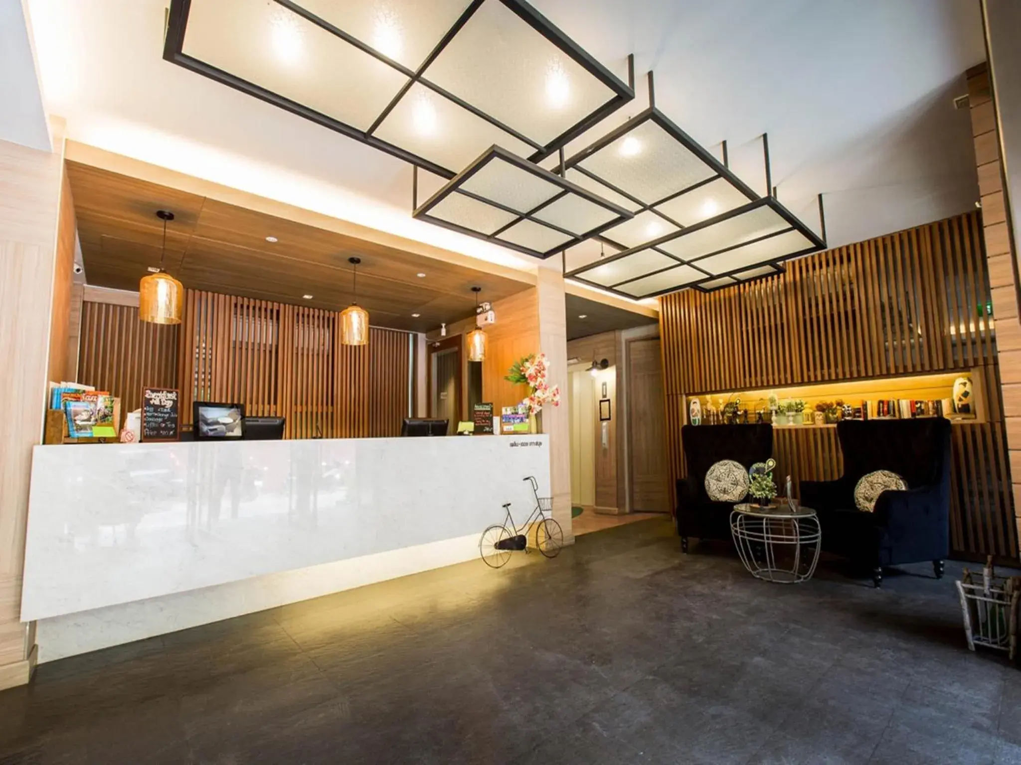 Lobby or reception in Ploen Chaweng by Tolani Lobby or reception in Ploen Chaweng by Tolani