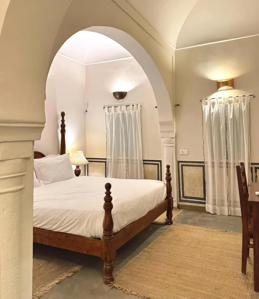 Bed in Mandawa Kothi