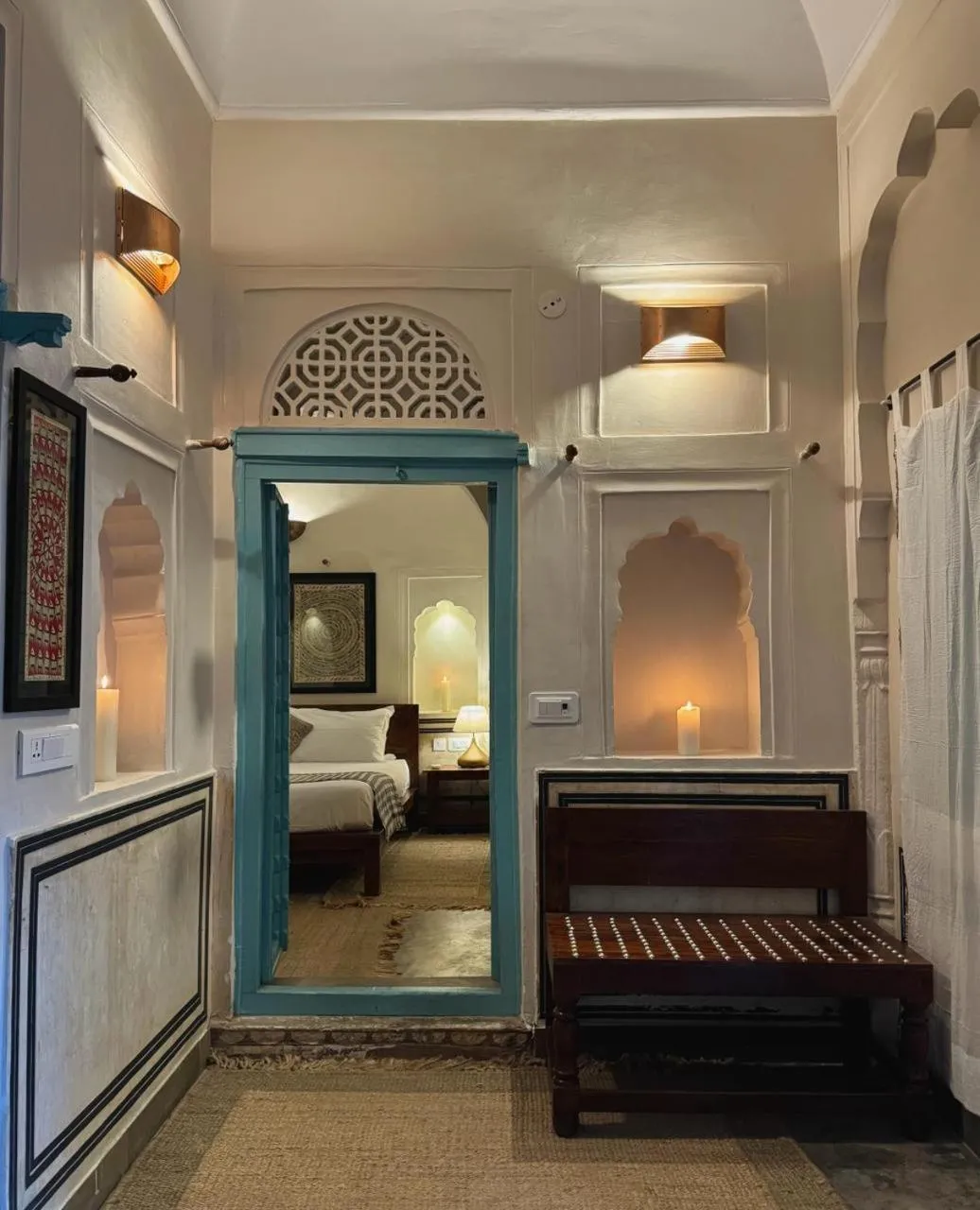 Bed in Mandawa Kothi